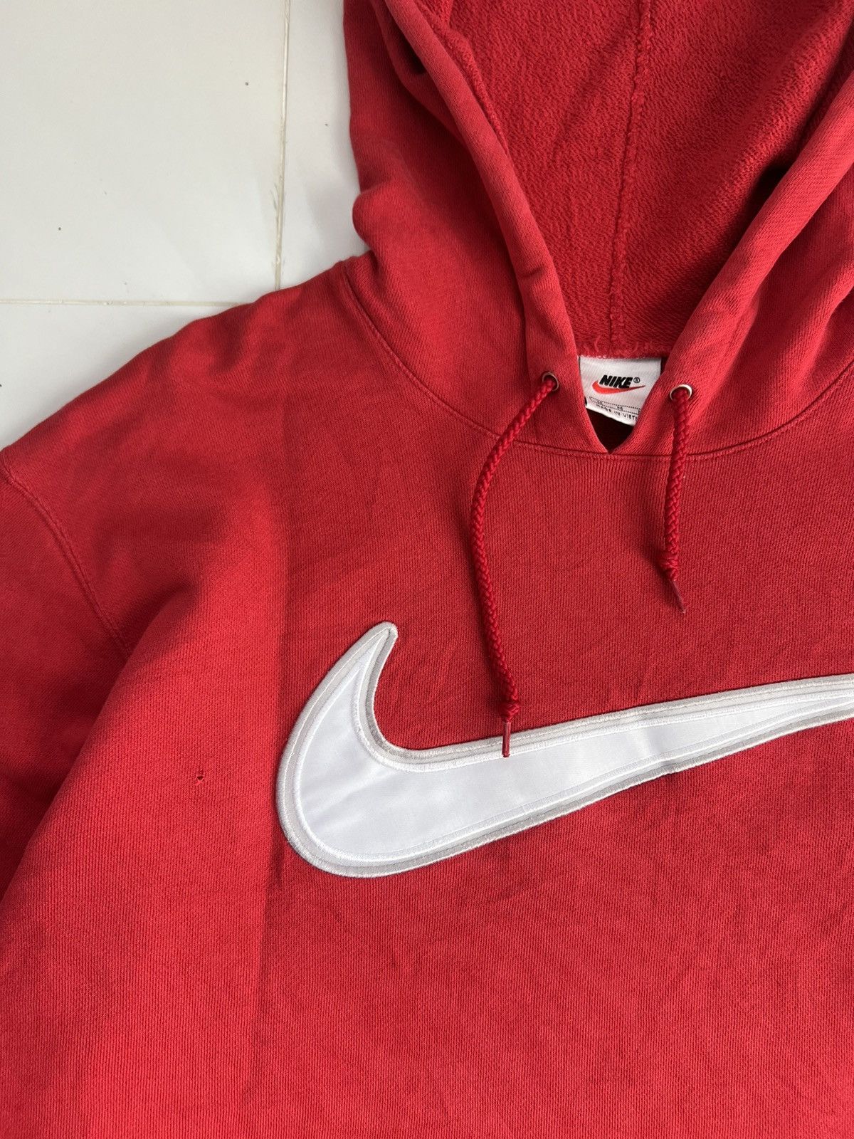 Nike 90’s NIKE BIG CENTR SWOOSH LOGO Y2K HOODIE RARE Size US M / EU 48-50 / 2 - 3 Thumbnail