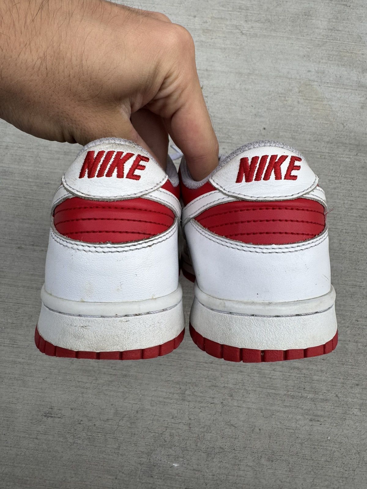 Nike NIKE DUNK LOW GYM RED WHITE CHAMPIONSHIP SIZE 6Y / 7.5 W Size US 6 / EU 39 - 4 Thumbnail