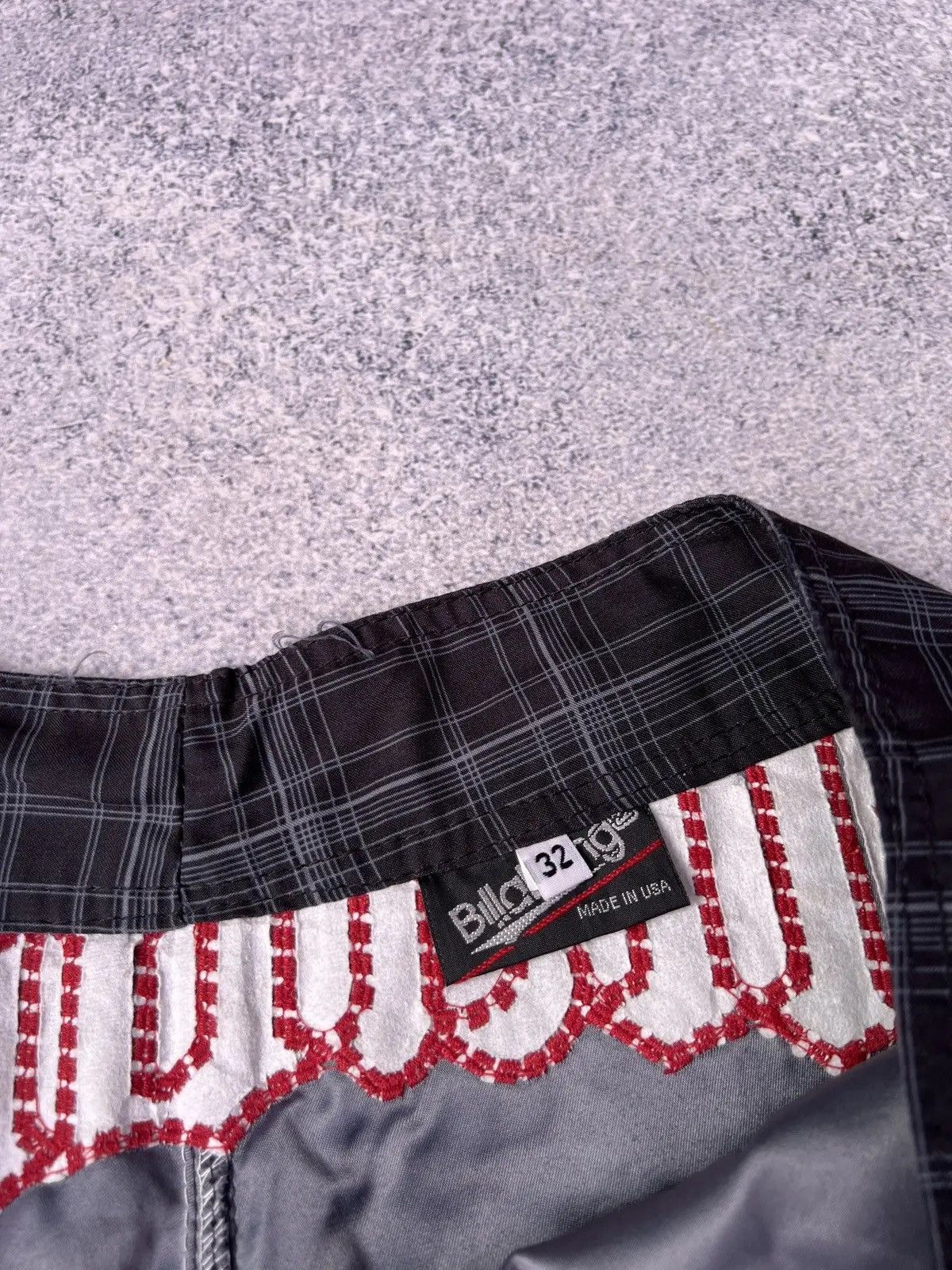 Billabong × Vintage Vintage Billabong Y2k Ed Hardy Style shorts Size US 32 / EU 48 - 6 Thumbnail