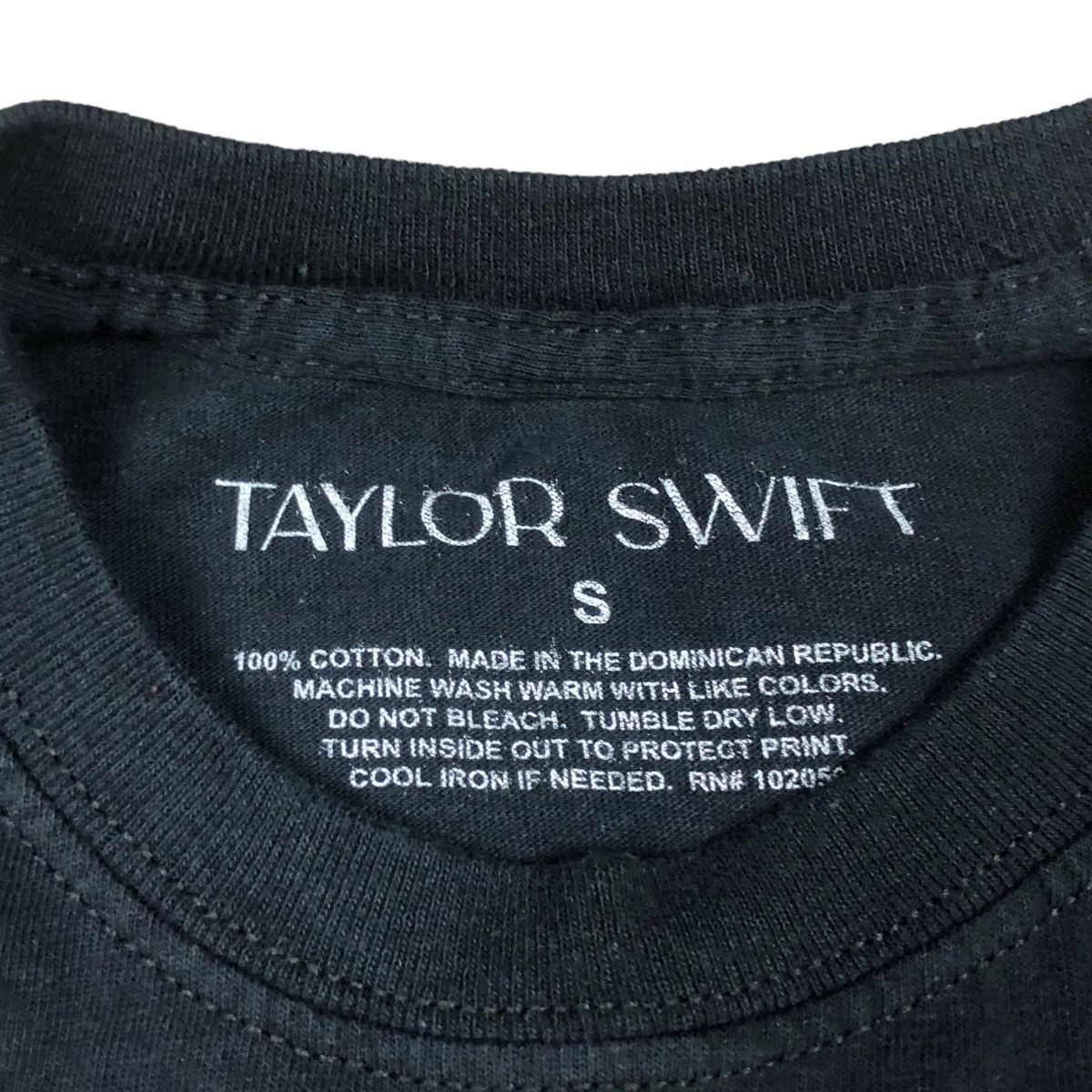 Band Tees Taylor Swift Fearless Taylor’s Version Black Shirt Adult S Size US S / EU 44-46 / 1 - 4 Thumbnail