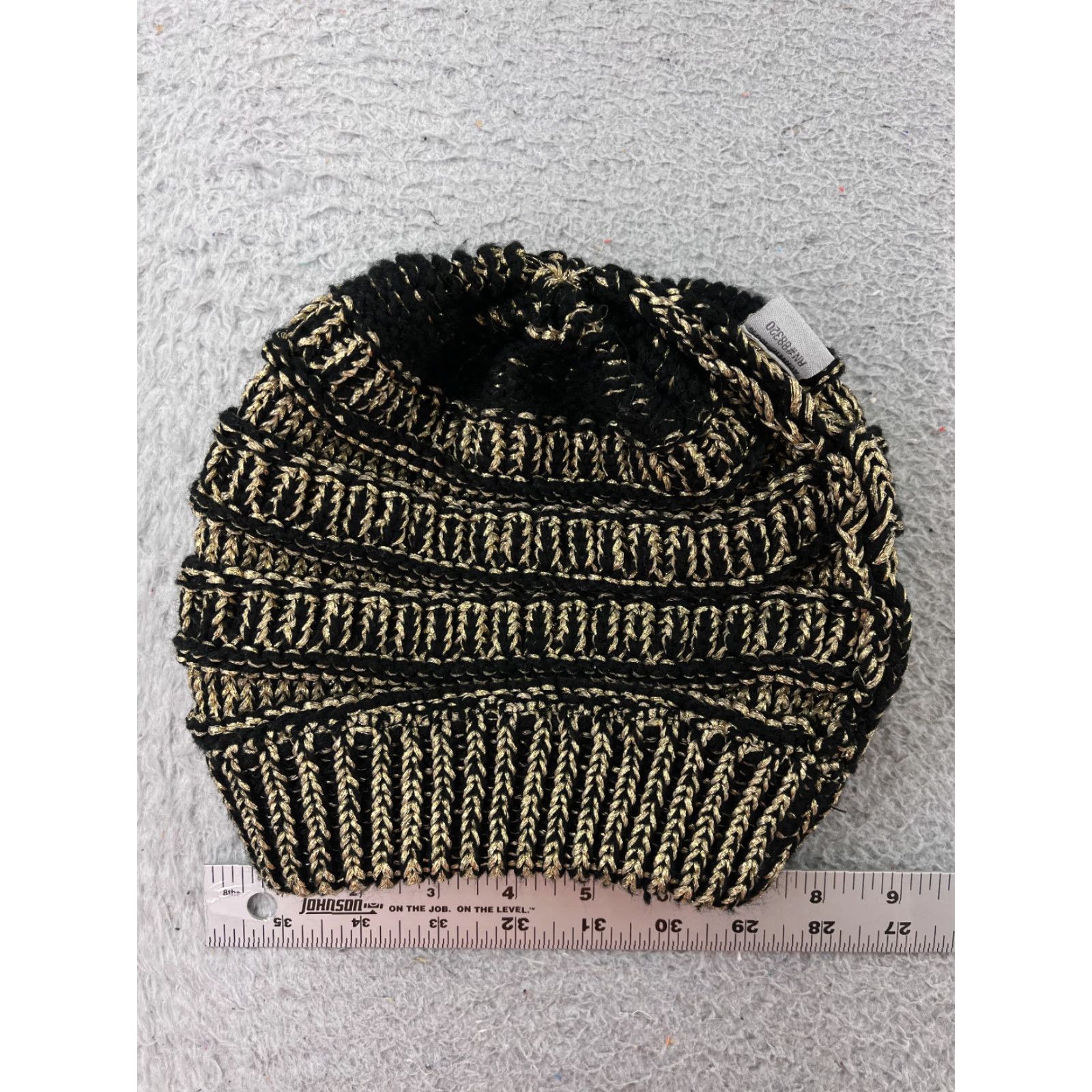 Vintage C.C Exclusive Beanie Toque Womens One Size Gray Knit Glitter Acrylic Ski Hat/Cap Beanie Womens Ski Decade? Size ONE SIZE - 6 Thumbnail