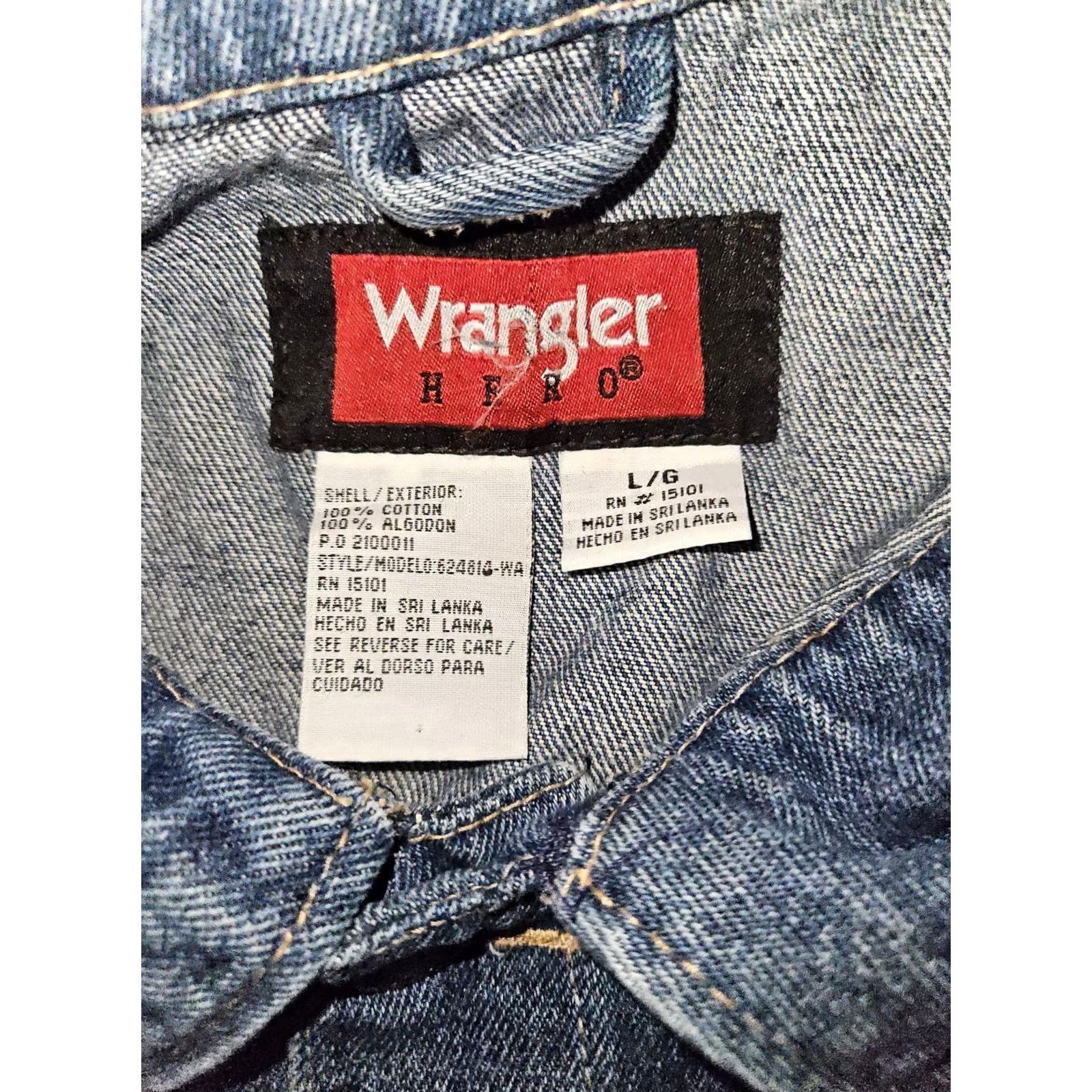 Wrangler VINTAGE Wrangler Hero Denim Trucker Jacket Mens Large Blue Denim 90s Western Pocket Flap Pockets Logo Button Collared Jacket Size US L / EU 52-54 / 3 - 2 Thumbnail
