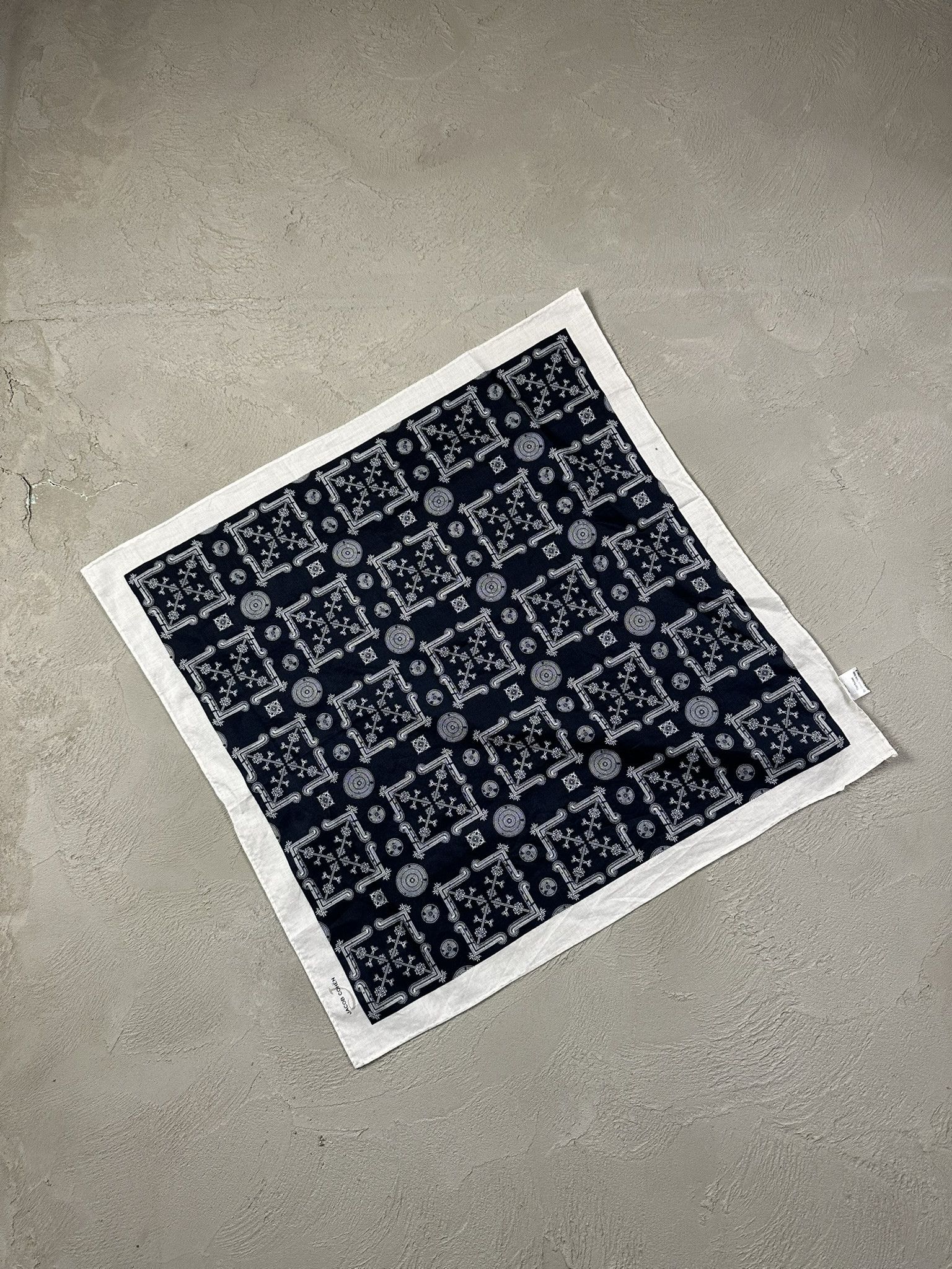 Designer × Jacob Cohen Jacob Cohen Bandana Patterned Scarf Size ONE SIZE - 1 Thumbnail