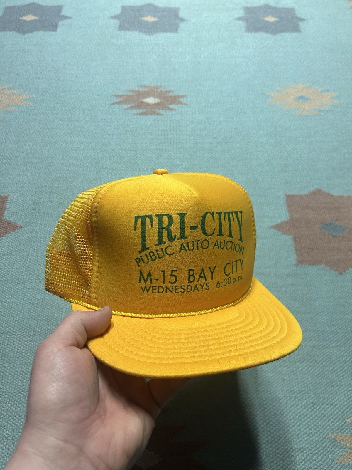Vintage trucker hat Tri City public auto auction bay city Michigan Size ONE SIZE - 1 Thumbnail