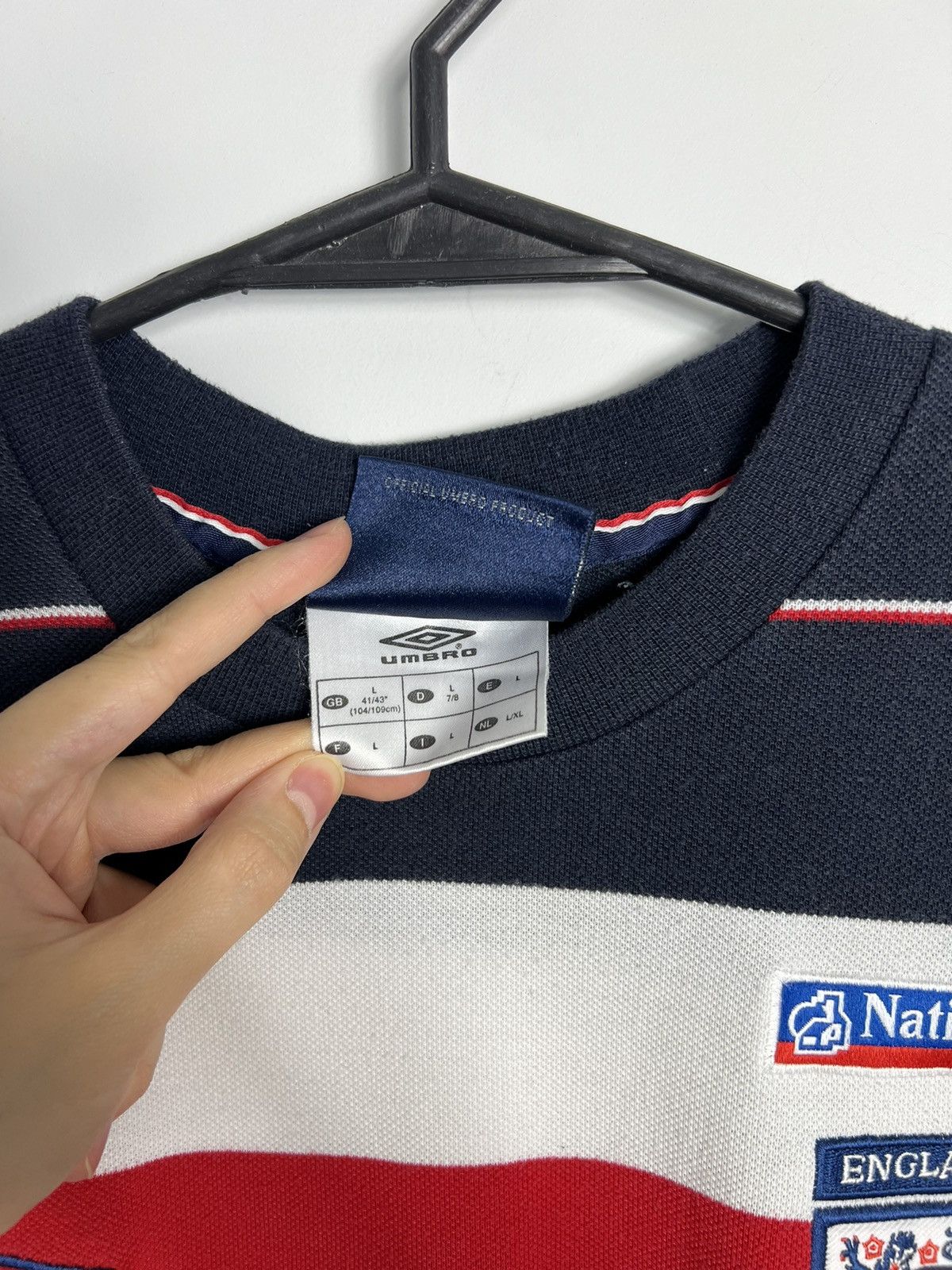Umbro Umbro England 2001/2003 Soccer Jersey Vintage Size US L / EU 52-54 / 3 - 4 Thumbnail