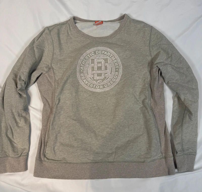 Nike Vintage Nike Athletic Sweatshirt Size M / US 6-8 / IT 42-44 - 1 Thumbnail