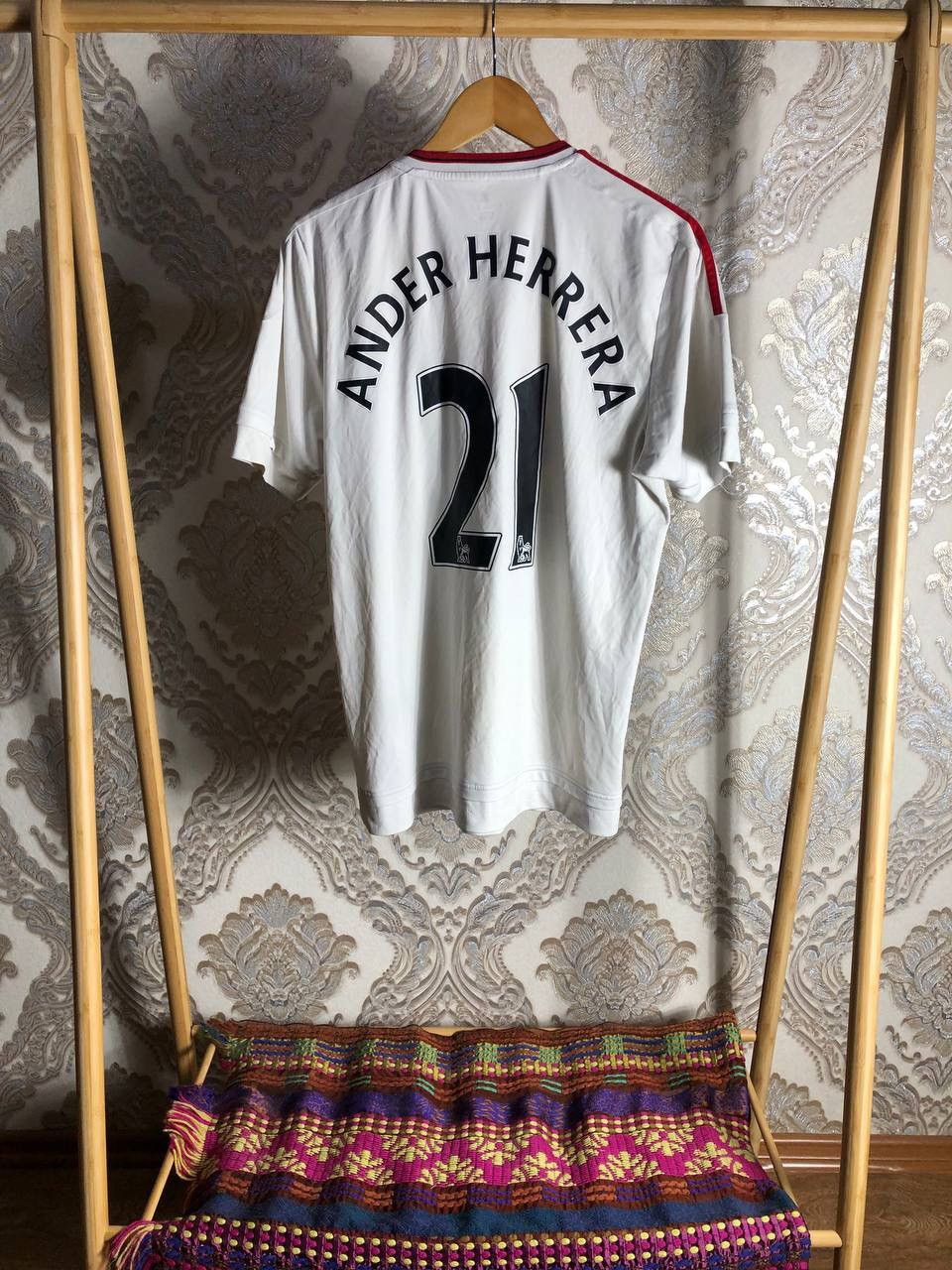 Adidas VINTAGE ADIDAS FC MANCHESTER UNITED ENGLAND SOCCER JERSEY Size US M / EU 48-50 / 2 - 1 Thumbnail
