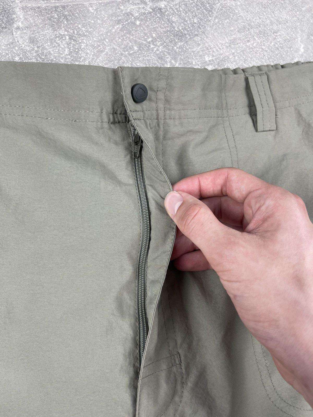 Nike ACG Nike ACG Outdoor Khaki Polyester Cargo Shorts Gorpcore Size US 38 / EU 54 - 5 Thumbnail