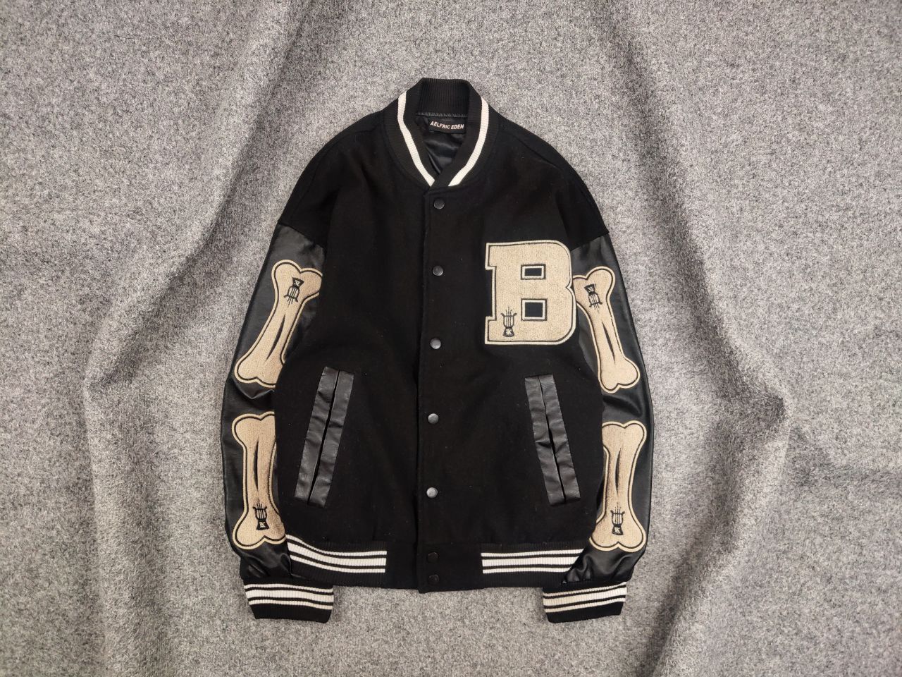 Japanese Brand Vintage Bones Japan Skeleton Letterman Varsity Bomber Jacket Size US S / EU 44-46 / 1 - 1 Thumbnail