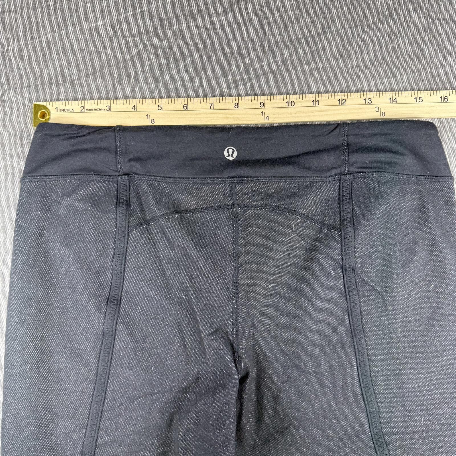 Lululemon Lululemon Women 12 Pants Black Dignity Crops Leggings Size 34" / US 12 / IT 48 - 5 Thumbnail
