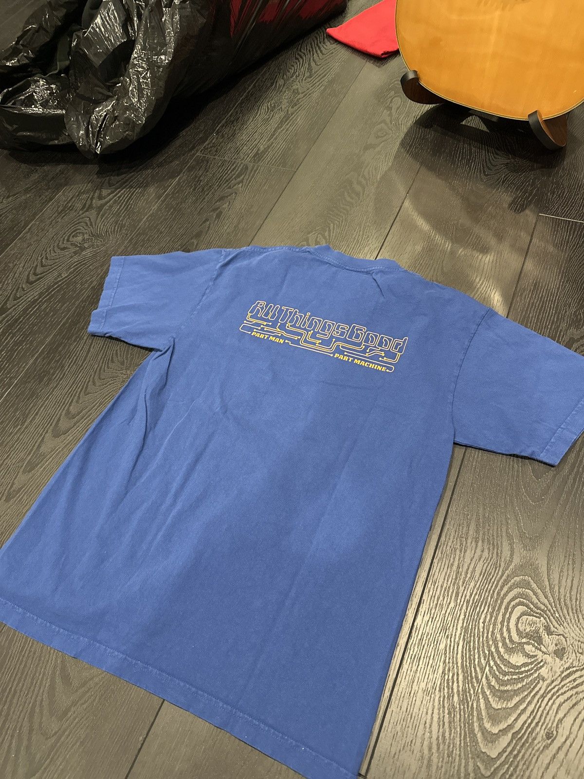 Feature Feature Retro limited edition tee Size US M / EU 48-50 / 2 - 3 Thumbnail