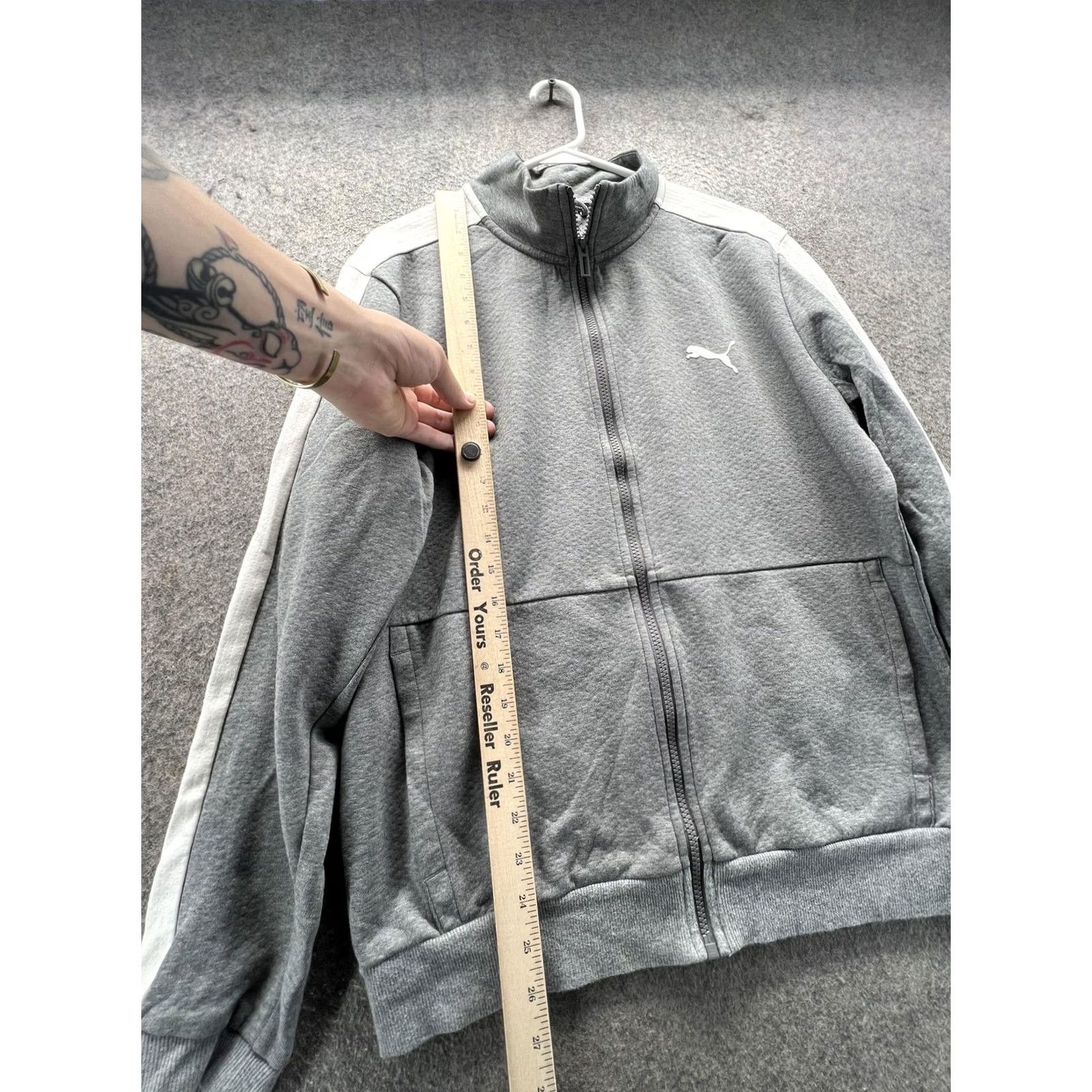 Puma Puma Fleece Jacket Mens M Gray White Full Zip Stand Collar Athletic Track Jacket Mens Regular Fit Short Sleeve: N/A Size US M / EU 48-50 / 2 - 4 Thumbnail