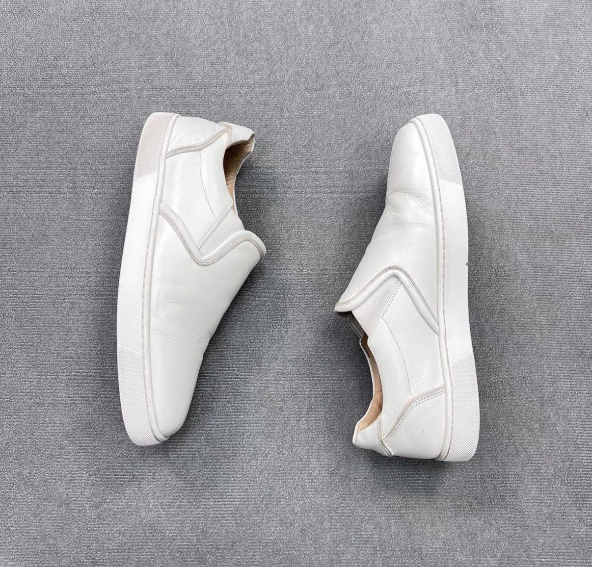 Christian Louboutin Christian Louboutin White Leather Men's Low-Top Sneakers Size US 9 / EU 42 - 2 Thumbnail