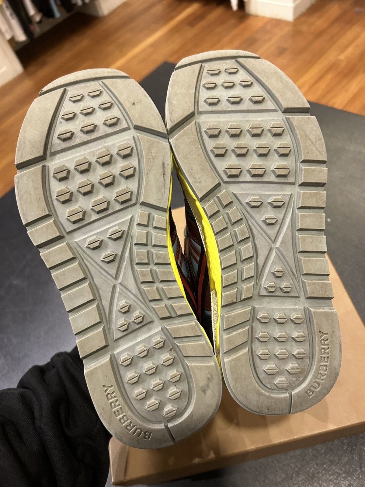 Burberry Burberry Union Sneaker Size US 8 / EU 41 - 5 Thumbnail