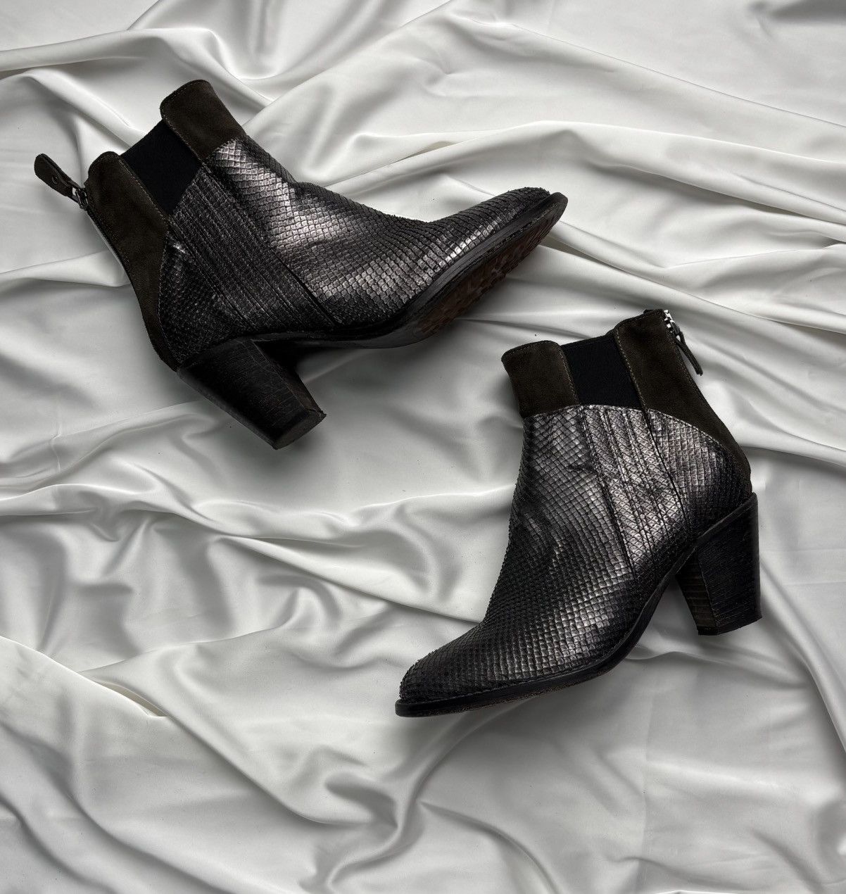 Vintage Vintage snakeskin print italian leather boots Size US 9 / IT 39 - 1 Thumbnail