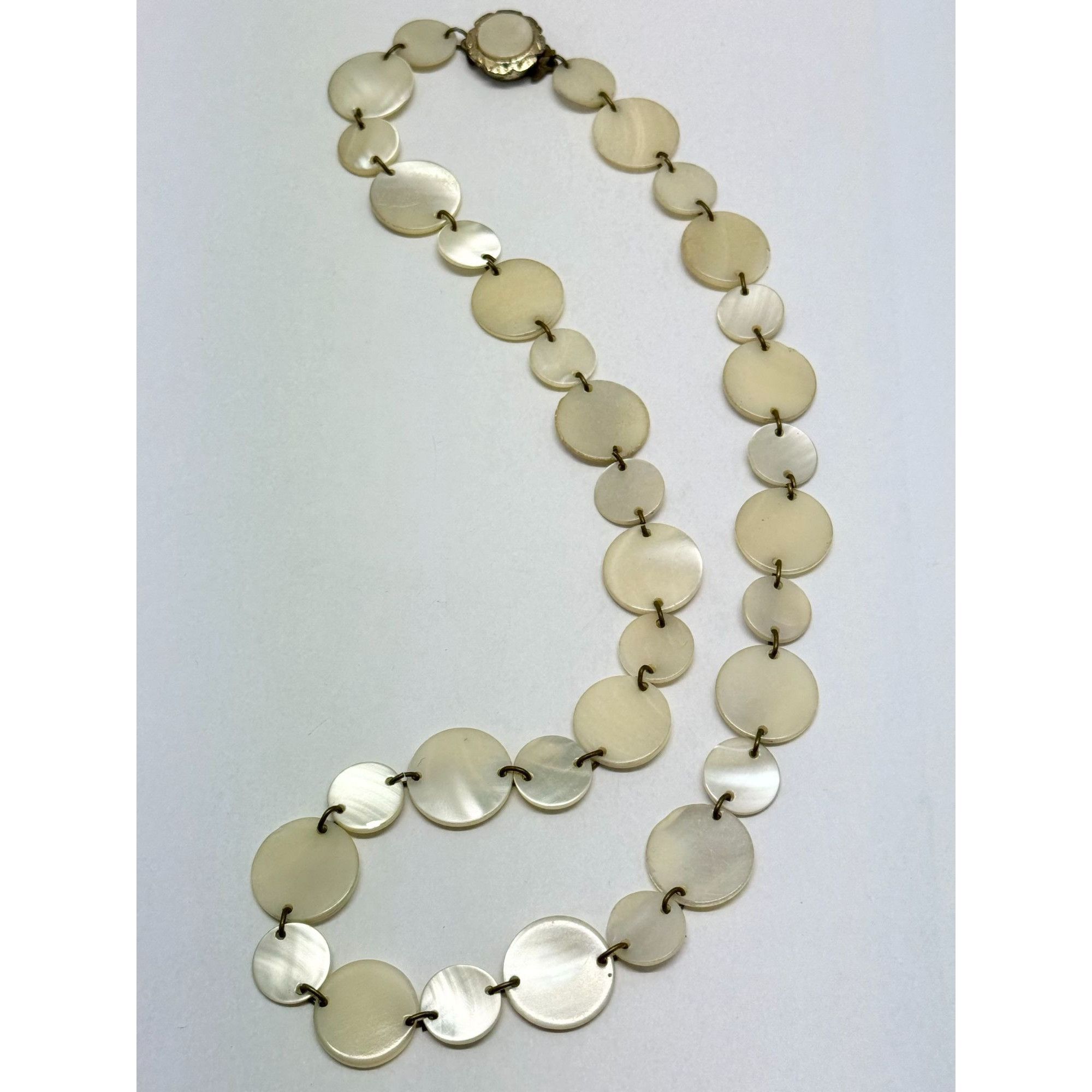 Vintage Japan vintage beaded shell necklace Size ONE SIZE - 3 Thumbnail