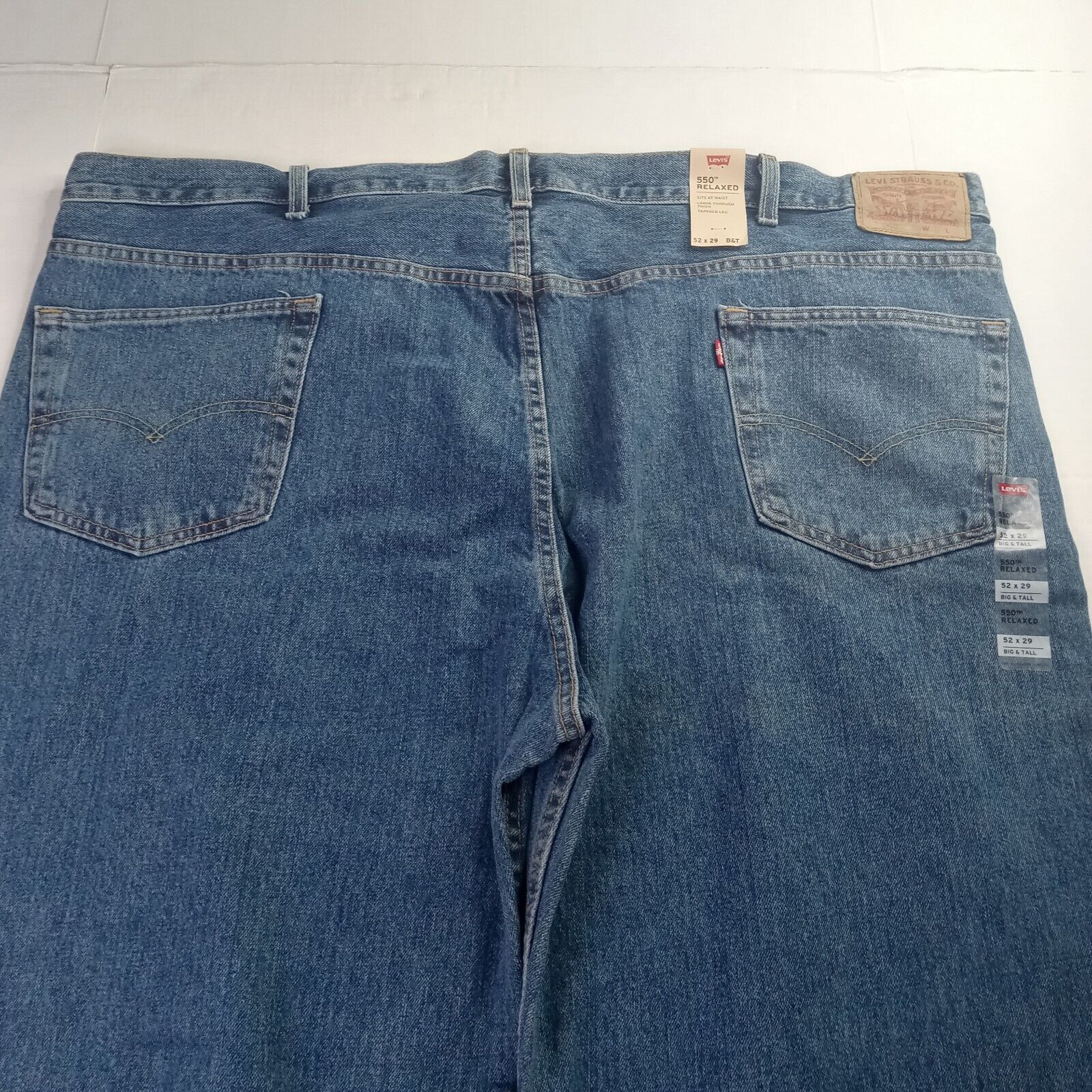 Levi's Levi's 550 Relaxed Jeans Men’s Size 52x29 Blue Loose Tapered Size US 44 / EU 60 - 7 Thumbnail
