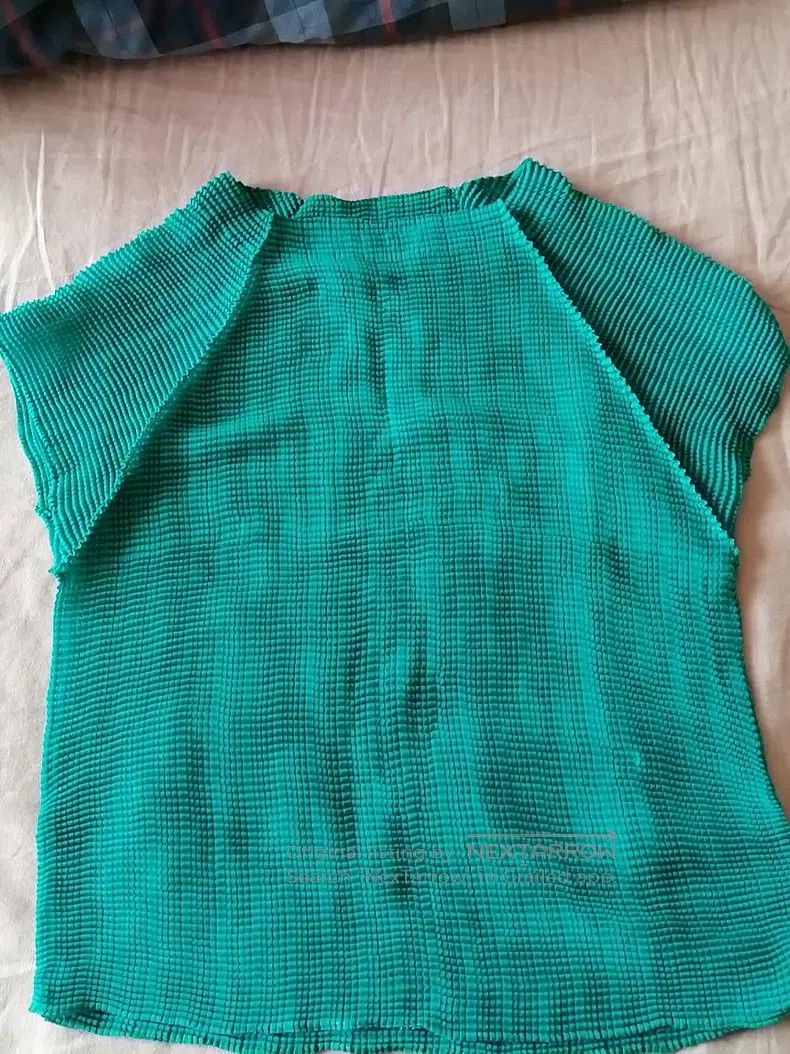 Issey Miyake Issey Miyake Red Tank Top Size M / US 6-8 / IT 42-44 - 4 Thumbnail