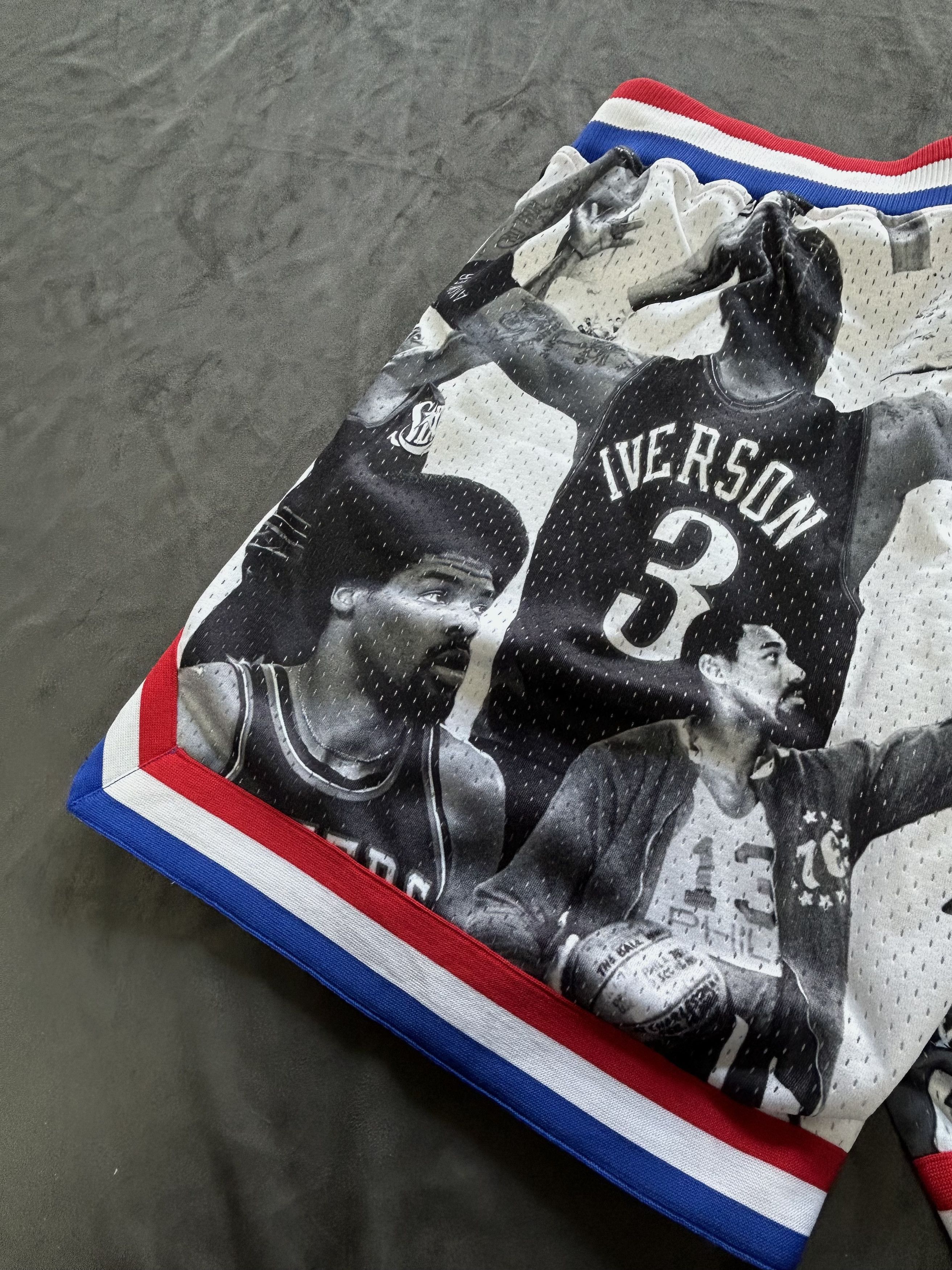 Mitchell & Ness Rare Lapstone Mitchell Ness Icon Collage 76ers Shorts XL Size US 34 / EU 50 - 12 Thumbnail