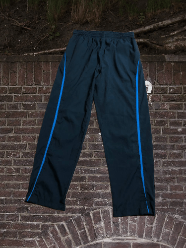 Nike vintage Nike Y2K nylon track pants in navy STREETWEAR Size US 32 / EU 48 - 1 Thumbnail