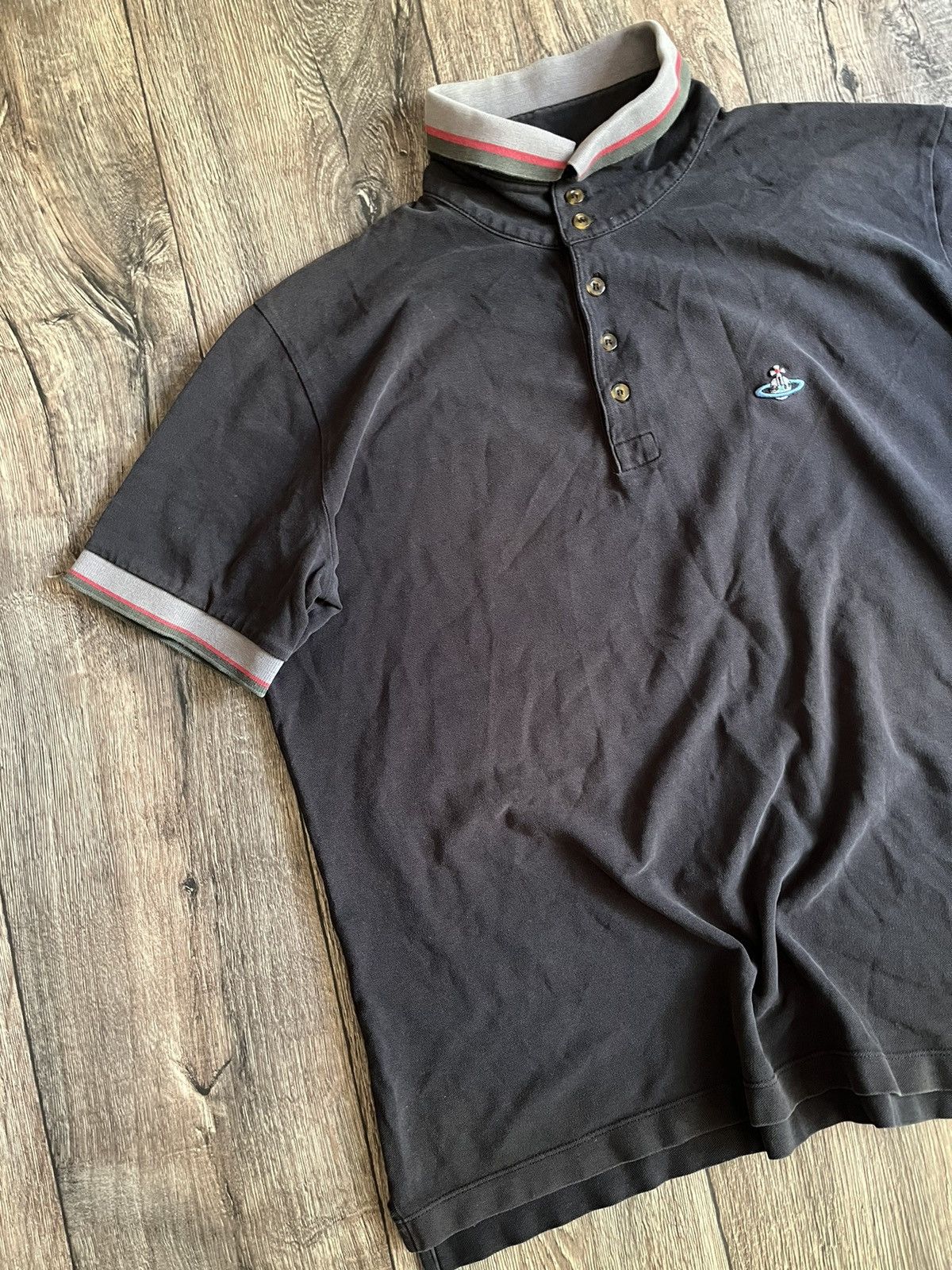 Vivienne Westwood Vivienne Westwood Orb Logo Faded Distressed Shirt Button Ups Size US XXL / EU 58 / 5 - 3 Thumbnail