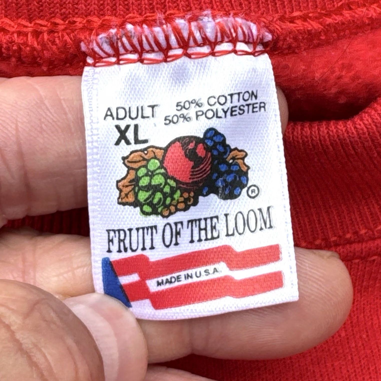 Fruit Of The Loom VINTAGE 90s Fruit of the Loom Red Crewneck Sweatshirt XL USA Made Sweatshirt Mens Pullover Cotton Blend Fleece Solid Long Sleeve Comfort All Seasons Size US XL / EU 56 / 4 - 5 Thumbnail
