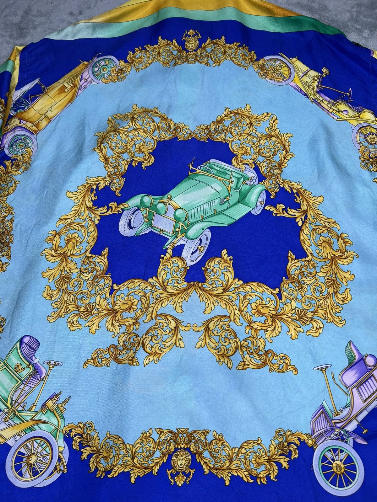 Versace Vintage Versace Sport Silk Venetian Shirt Size US L / EU 52-54 / 3 - 13 Thumbnail