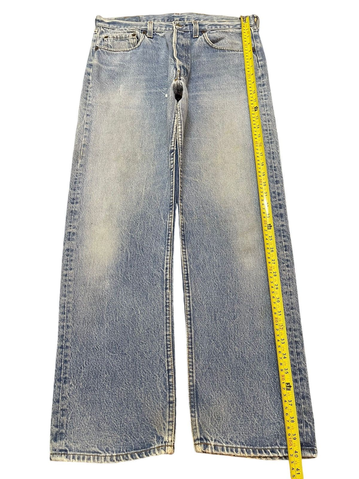 Levi's Vintage Clothing Vintage 80 Levis 501 Blue Faded Wash Relaxed Straight Leg Size US 32 / EU 48 - 13 Thumbnail