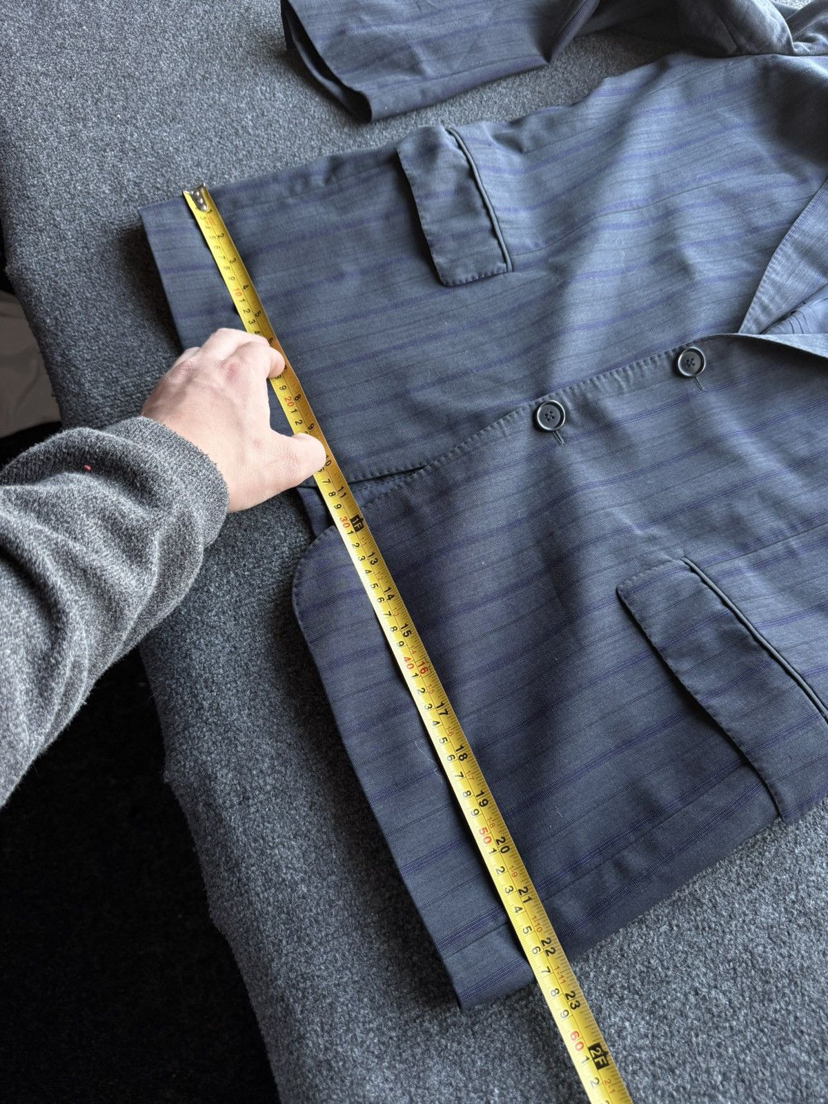 Hugo Boss 00s Hugo Boss Wool Blazer Pinstripe Grey Jacket Classic Fit Size 42R - 19 Thumbnail