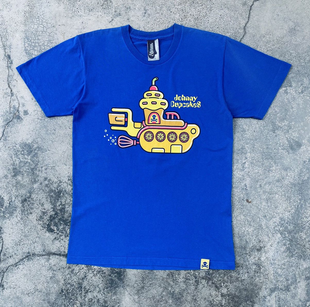 Johnny Cupcakes Vintage Y2k Johnny Cupcake Tees Size US M / EU 48-50 / 2 - 1 Thumbnail