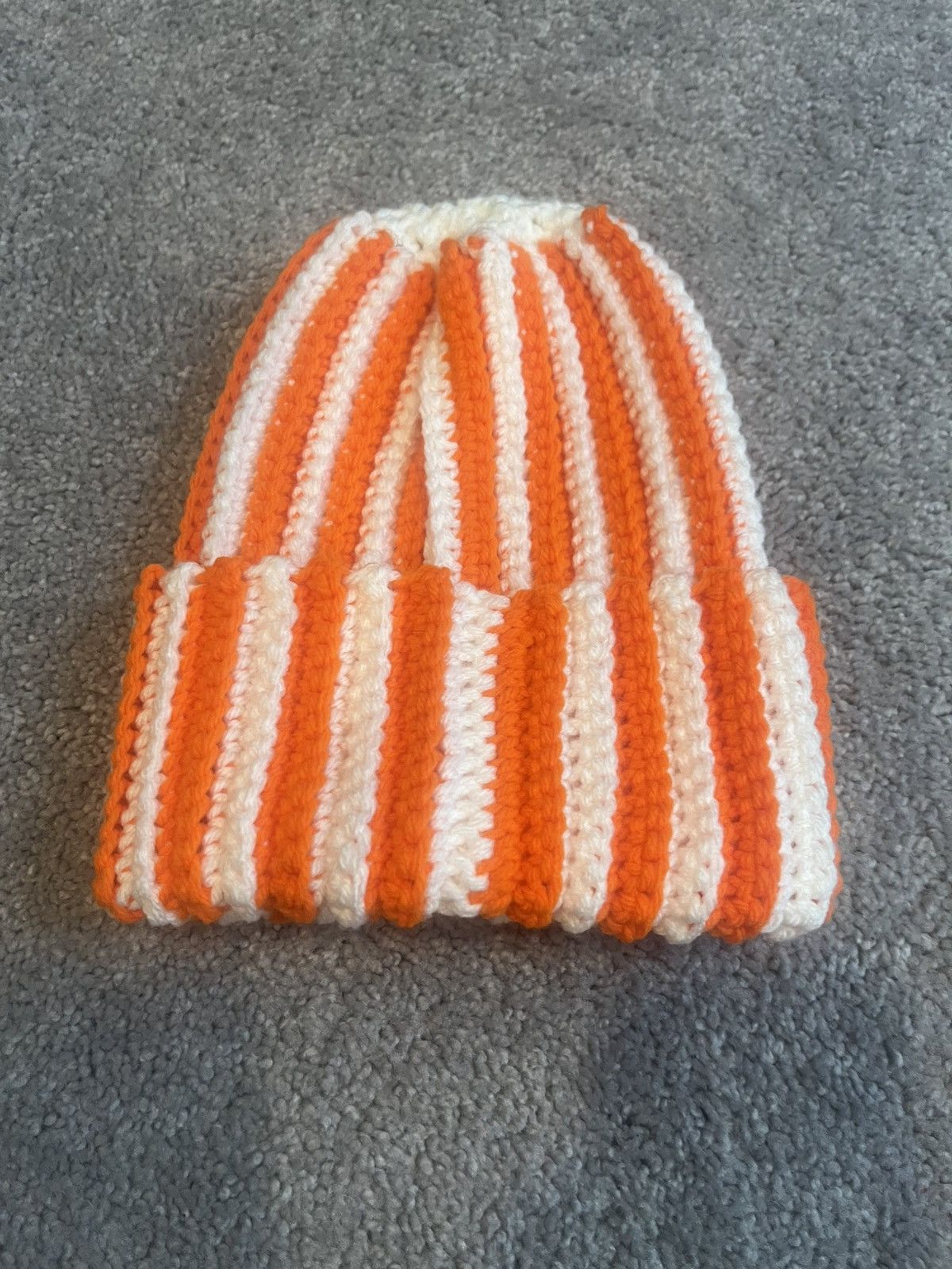 Other Orange and white wool beanie Size 40 - 2 Thumbnail