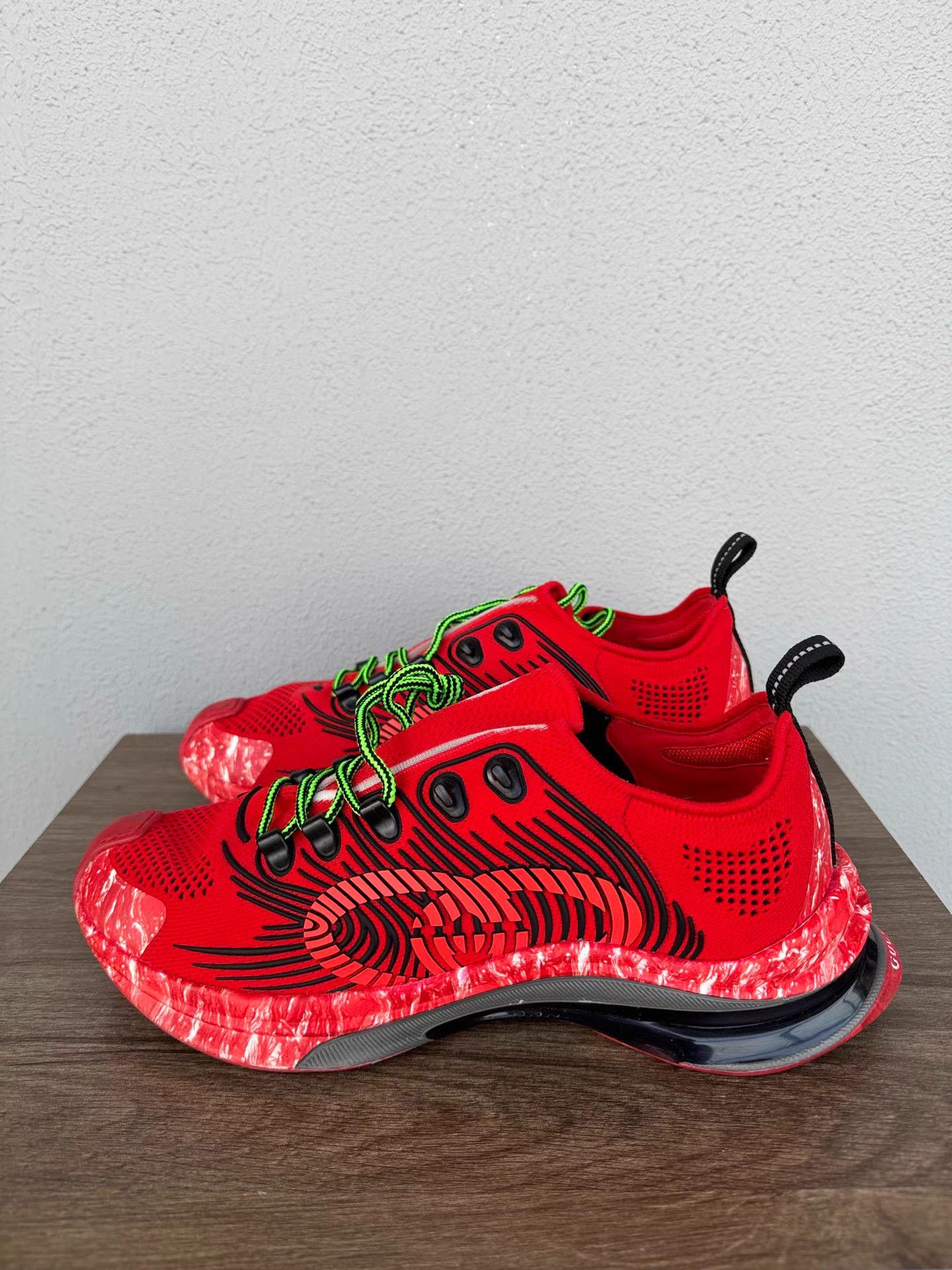 Gucci Gucci Runner Sneakers K6 Size US 10 / EU 43 - 1 Thumbnail