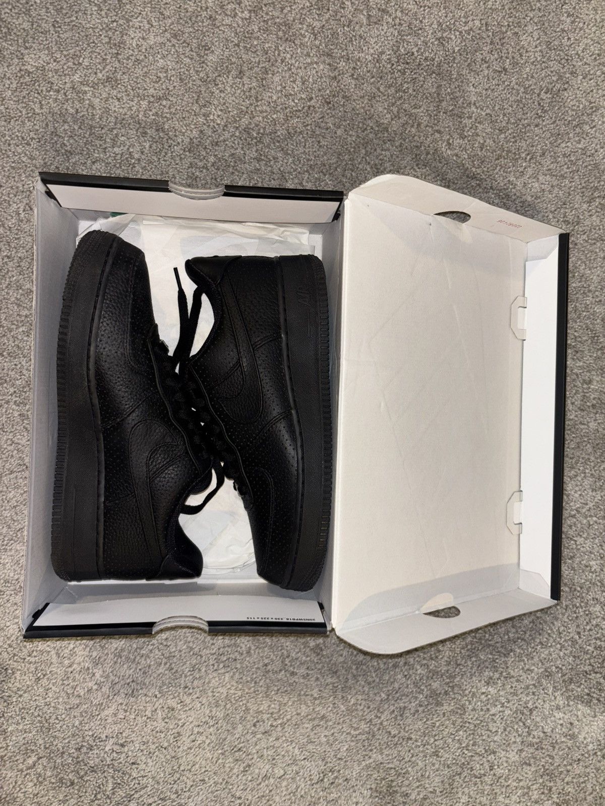 Nike Black Air Force 1 Size US 9 / EU 42 - 5 Thumbnail