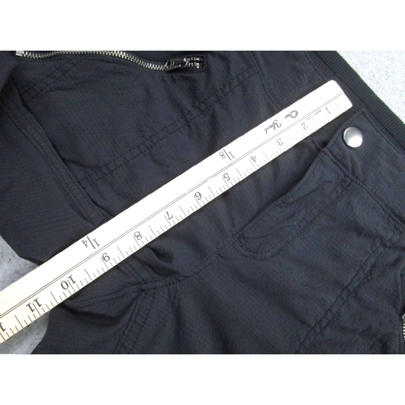 Athleta Athleta Jogger Pants Womens 10 Black Nylon Ripstop Zip Pocket Elastic Cuff Size 32" / US 10 / IT 46 - 5 Thumbnail