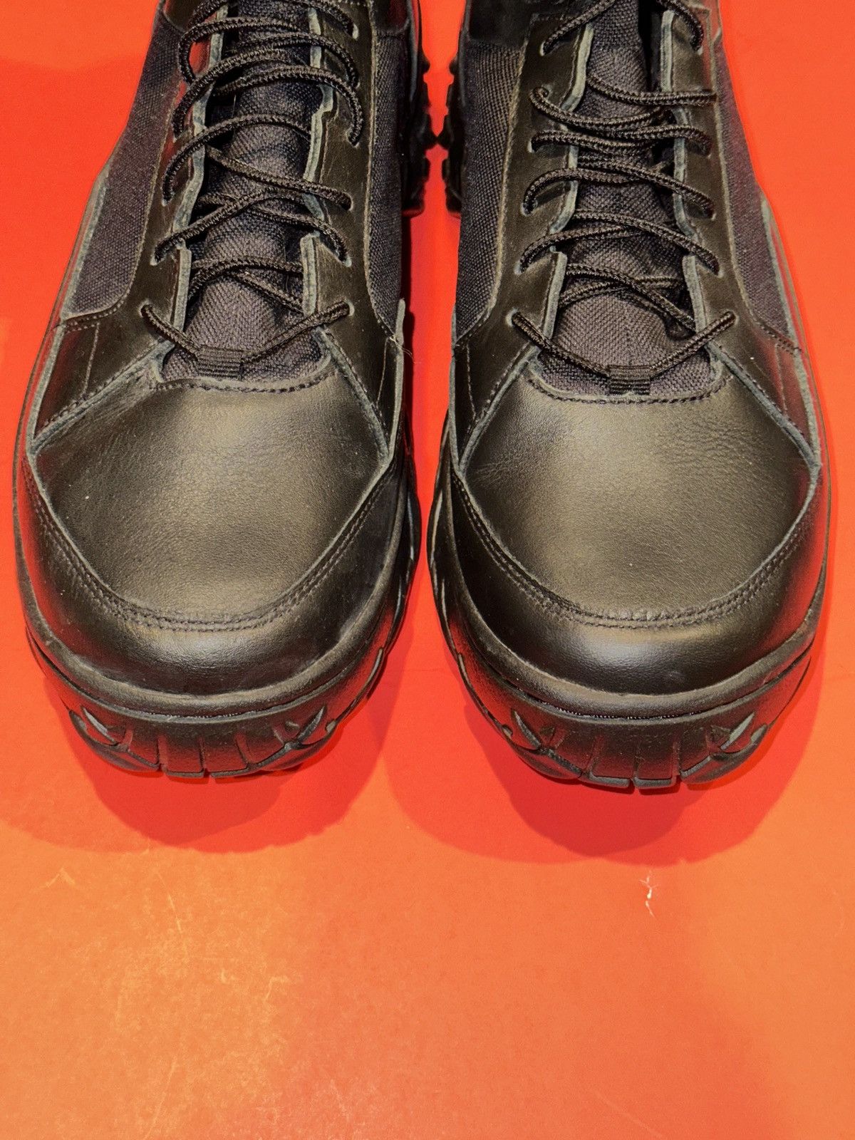 Oakley OAKLEY 8" FIELD ASSAULT BLK LEATHER TACTICAL BOOTS 10US READ Size US 10 / EU 43 - 2 Thumbnail