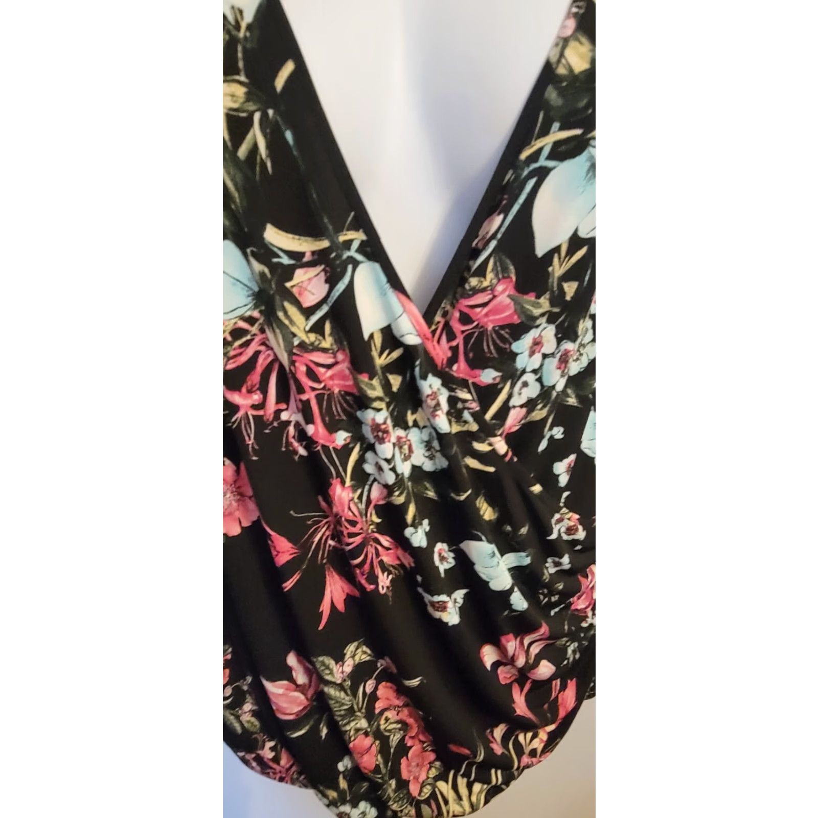 Avenue Avenue Blouse Tunic 3/4 Sleeve V-Neck Floral Wrap Plus Size 24 Black Womens Size 4XL / US 24-26 - 2 Thumbnail