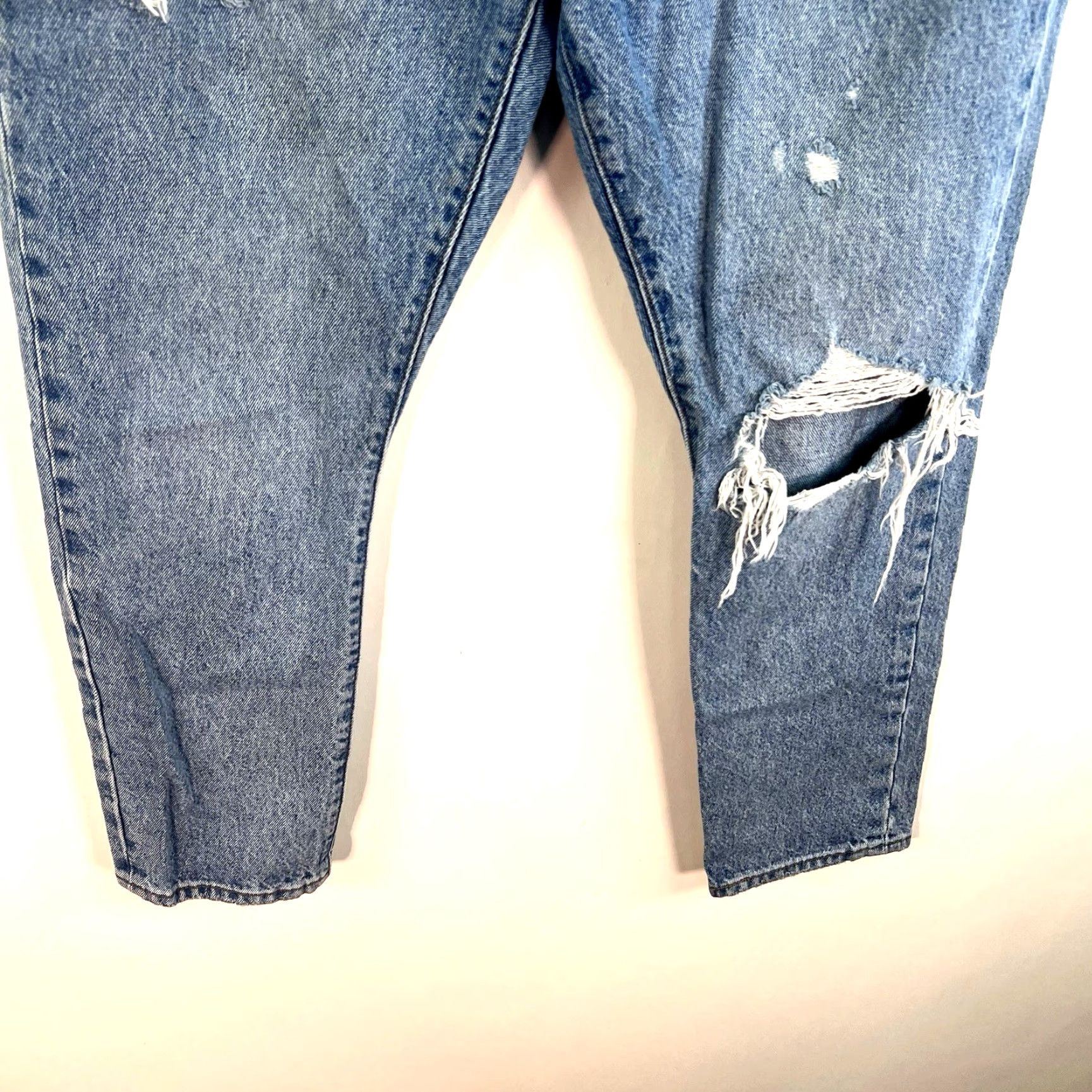 Levi's VINTAGE Levi's 501 Denim Jeans Mens Size 32 Blue Distressed Retro 90s Silver Button Fly Size US 32 / EU 48 - 4 Thumbnail
