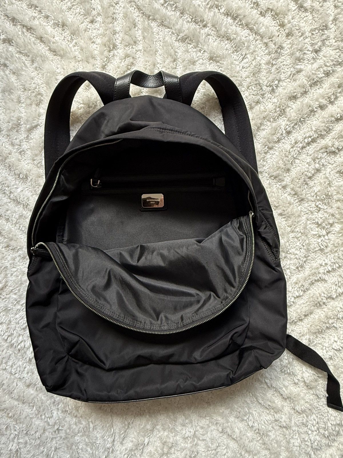 Givenchy Givenchy “monkey brothers” backpack by riccardo tisci Size ONE SIZE - 11 Thumbnail
