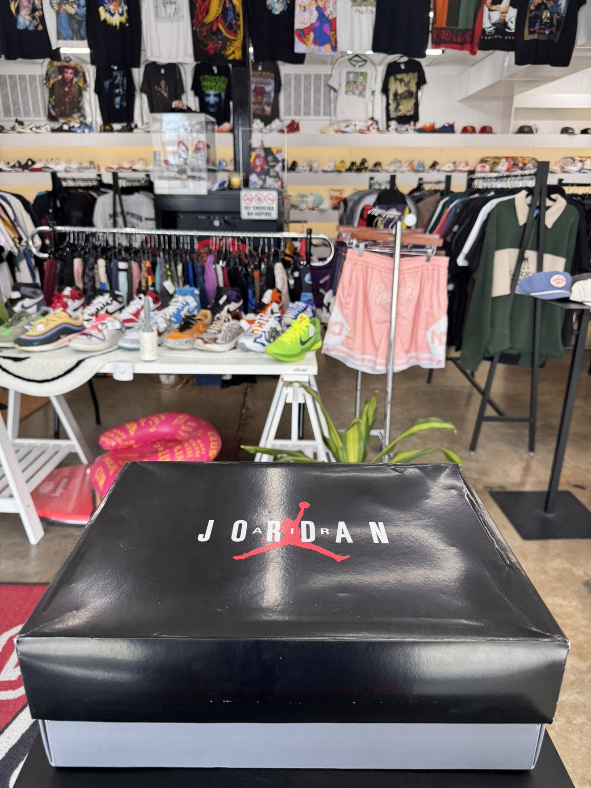 Jordan Brand Air Jordan 11 Low 72-10 Size 12 (2022) Size US 12 / EU 45 - 13 Thumbnail