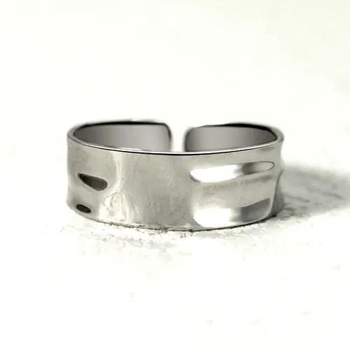 Ring Of Fire Punkrock Shiny Tiny Float Shine Silver Ring Size ONE SIZE - 1 Thumbnail