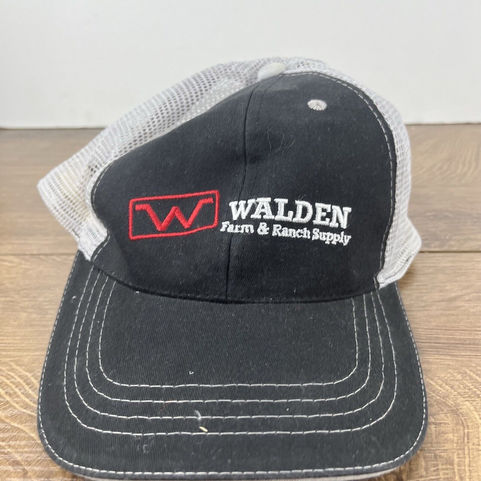 Other Walden Farm & Ranch Supply Hat Adjustable Hat Black Hat Adul Size ONE SIZE - 7 Thumbnail