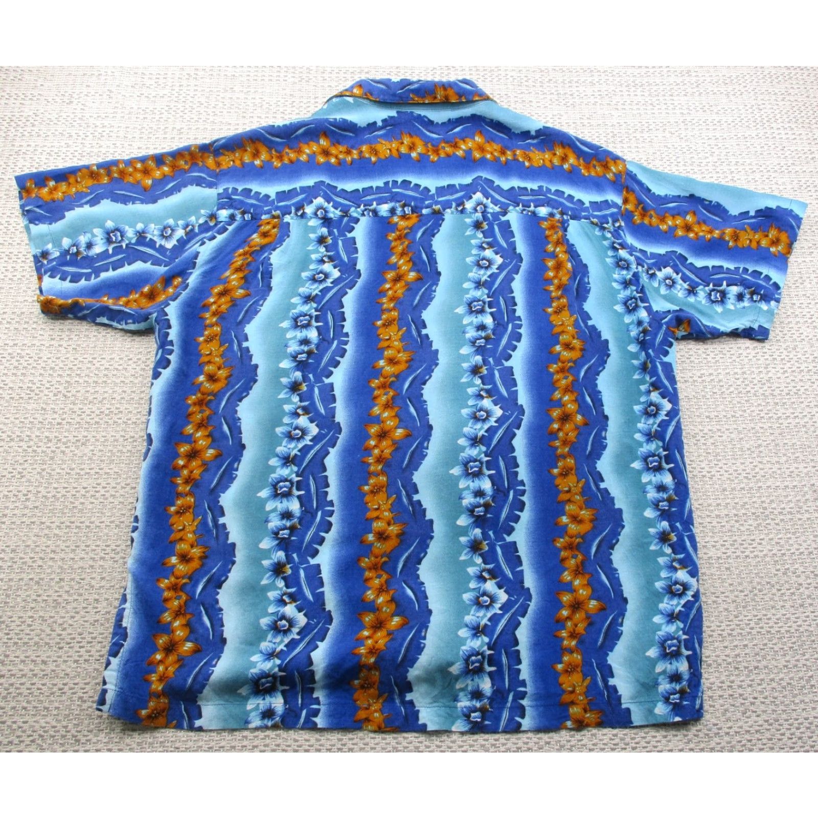 Vintage Pineapple Moon Hawaiian Shirt Mens M Blue Floral Rayon Button-Up Garden Camp Size US M / EU 48-50 / 2 - 6 Thumbnail