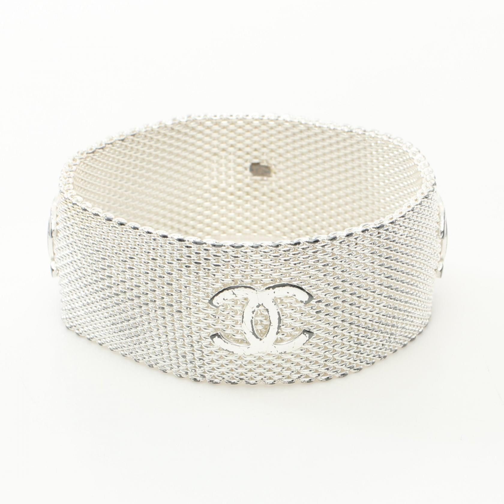 Chanel Chanel CC Mesh Bracelet Metal Bracelet 96A in Good Condition Size ONE SIZE - 1 Thumbnail