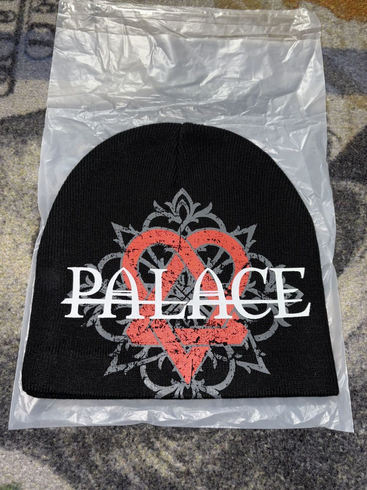 帽子 Palace TRI-GRAM nein cuff beanie Buy Palace Tri-Gram Nein Cuff Beanie 'Black' - P29BN012 | GOAT