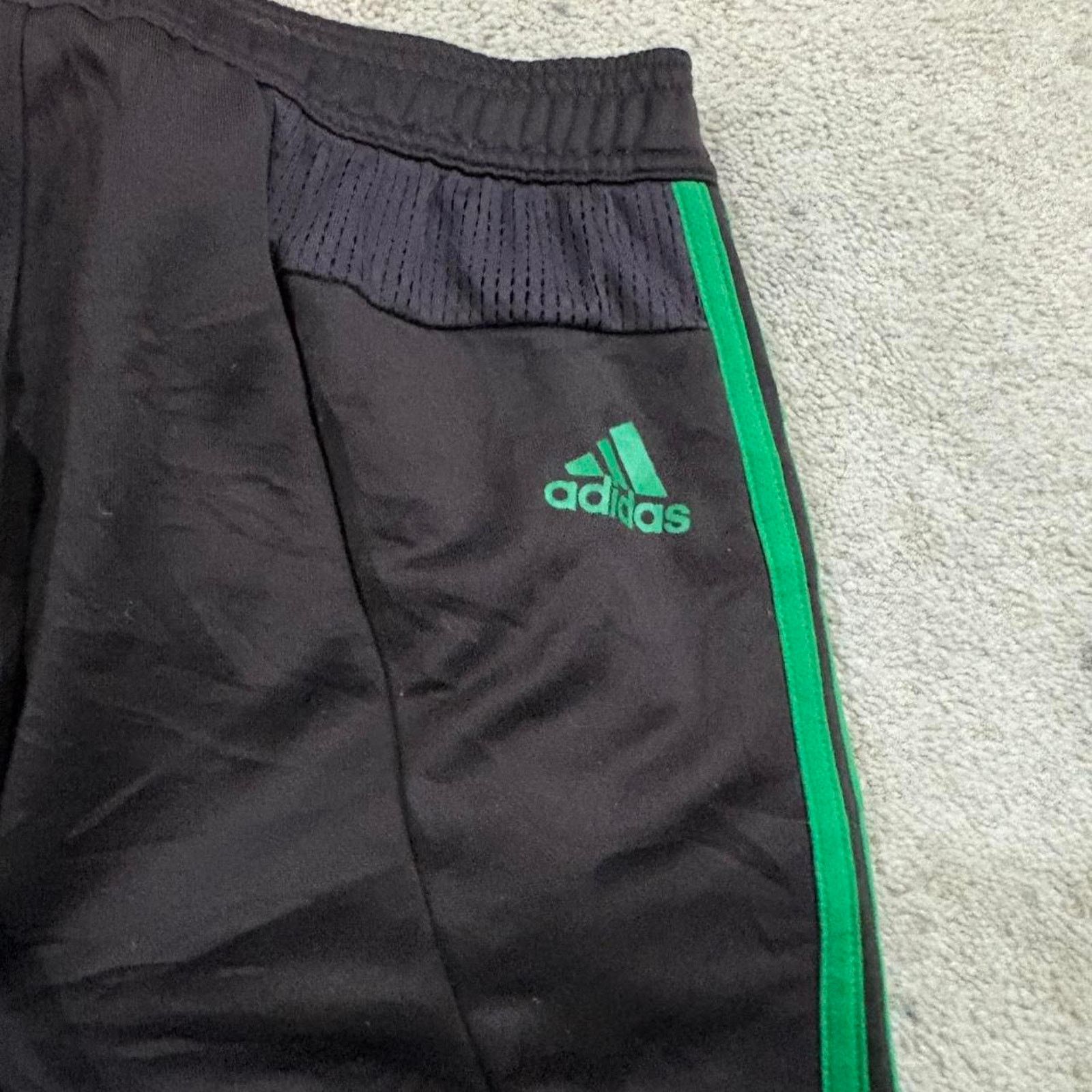Adidas Adidas 2013 ac milan black and green xs Size US 28 / EU 44 - 3 Thumbnail