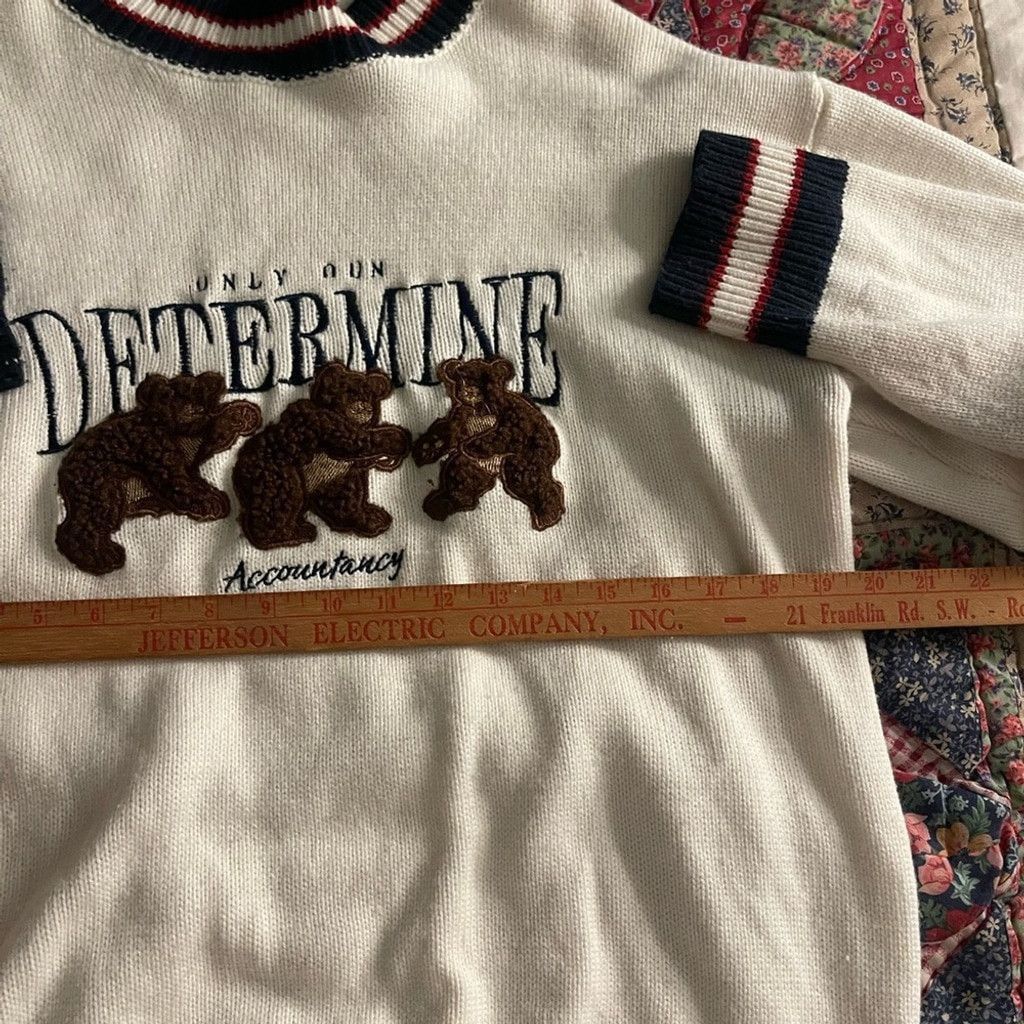Other Aelfric Eden Cream Sweater with Bear Design size M Size US M / EU 48-50 / 2 - 4 Thumbnail