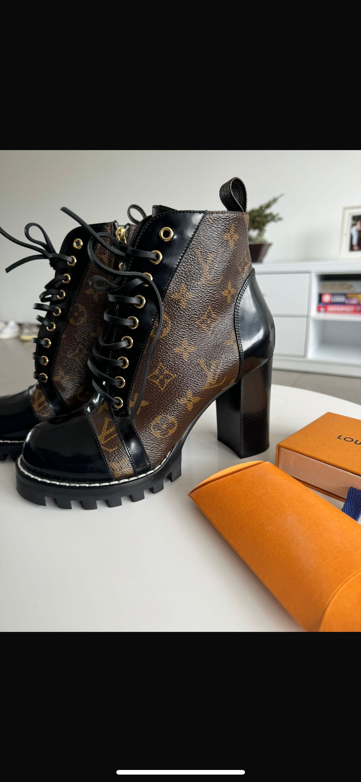 Louis Vuitton Louis Vuitton Woman Boots Size US 7 / IT 37 - 2 Thumbnail