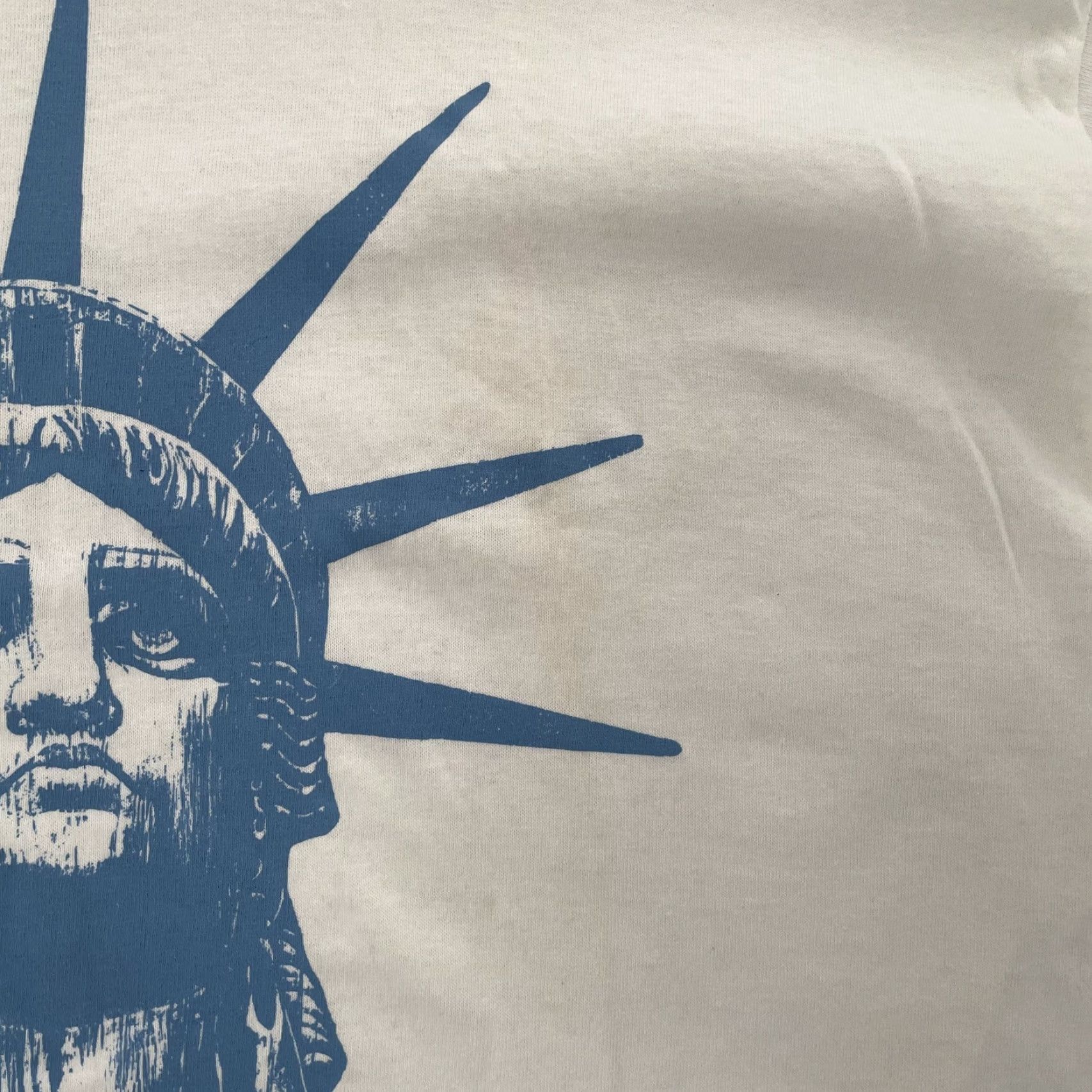 Vintage VINTAGE Estee Lauder White Cotton T-Shirt Adult 2XL Patriotic Statue of Liberty Face USA 90s Mens Size US XXL / EU 58 / 5 - 6 Thumbnail