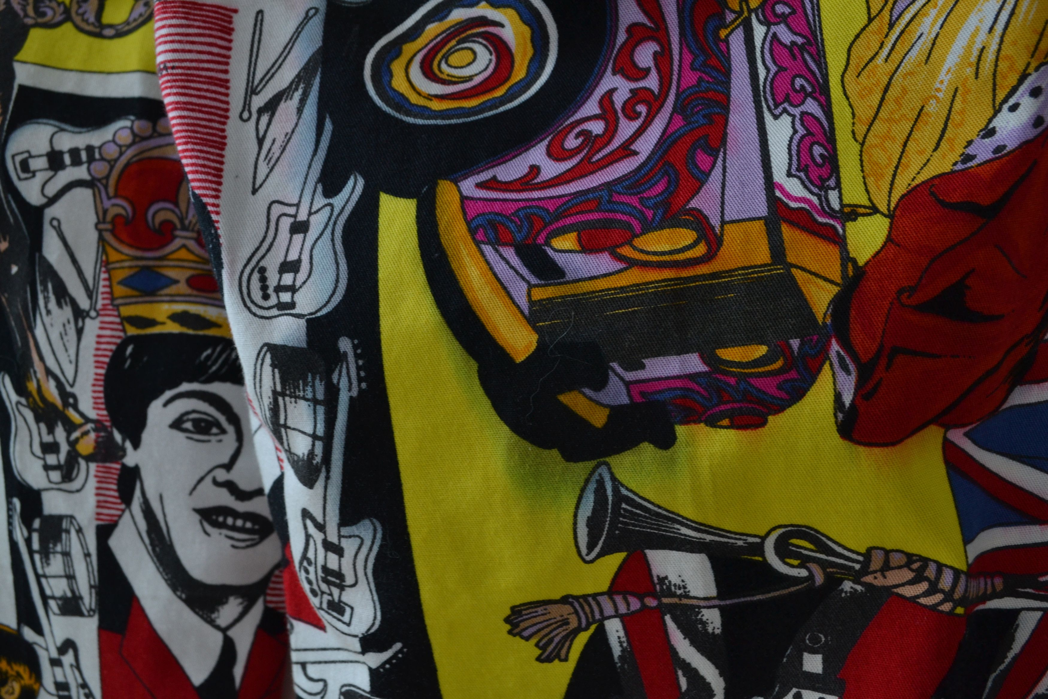Versace Jeans Couture VERSACE Pants Printed Trousers Rock Beatles 90s Vintage Size 28" / US 6 / IT 42 - 14 Thumbnail