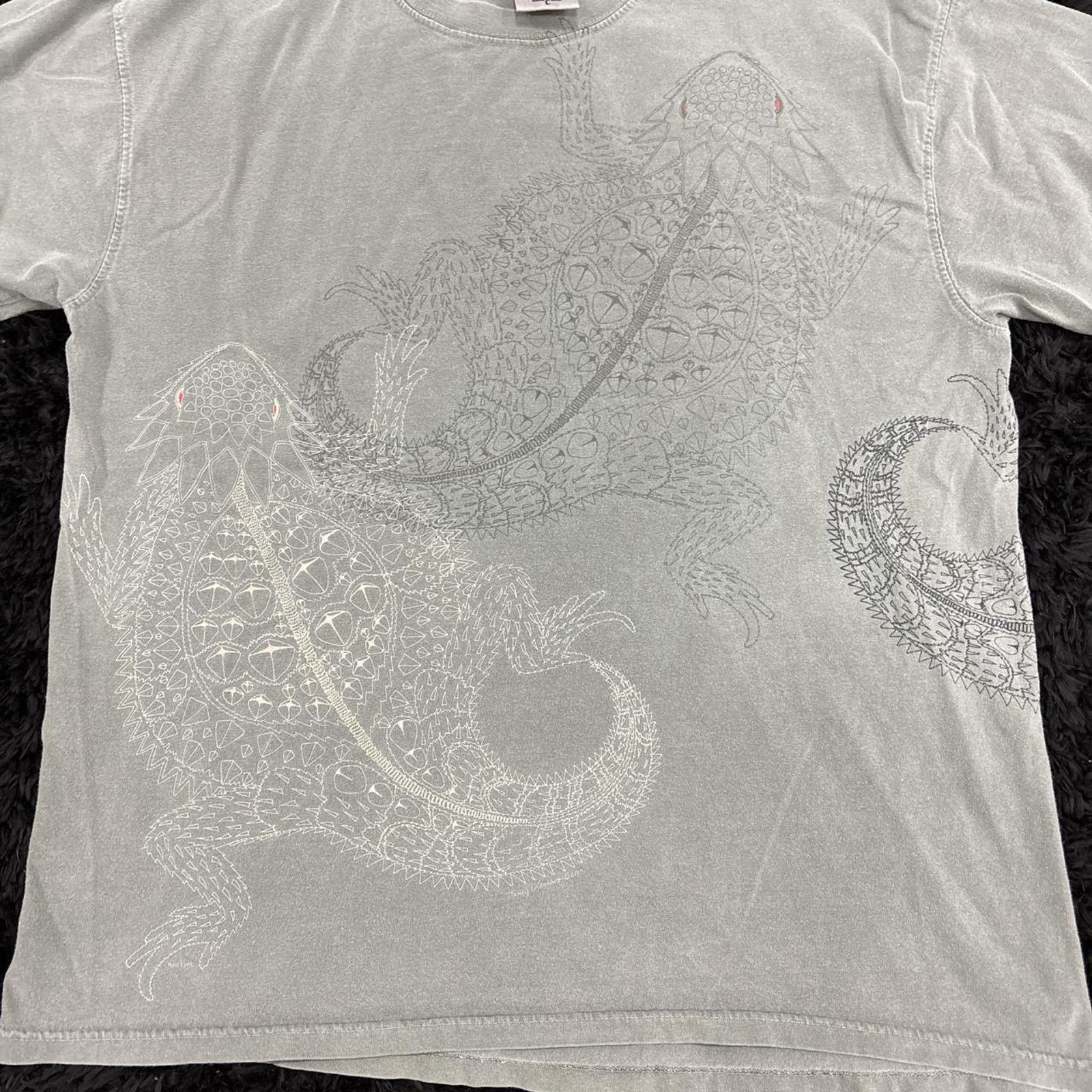 Comfort Colors Green lizard design tshirt Size US L / EU 52-54 / 3 - 3 Thumbnail